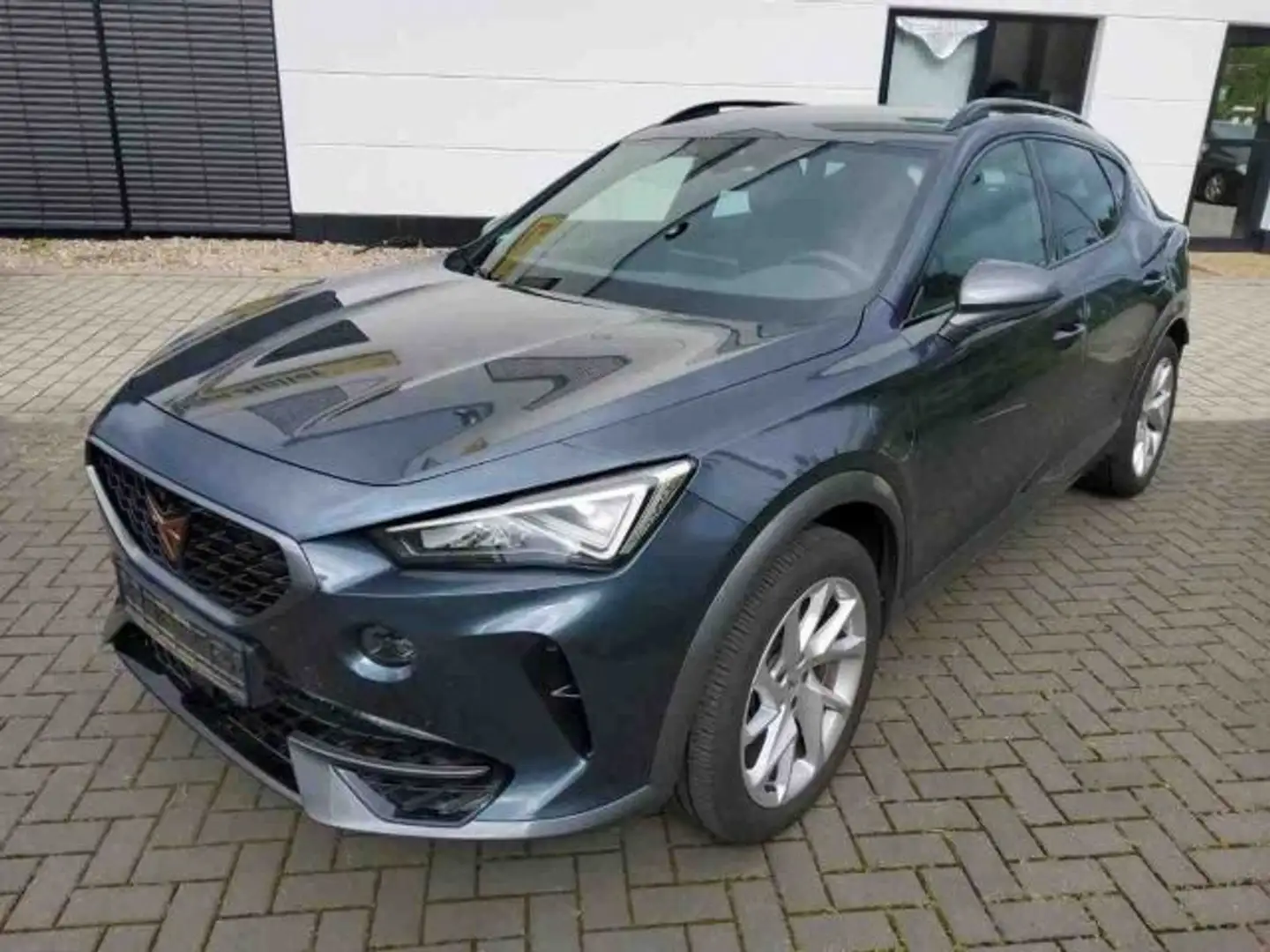 CUPRA Formentor eHybrid AHK SIDE-ASSIST 360° NAVI+ LED Grau - 2