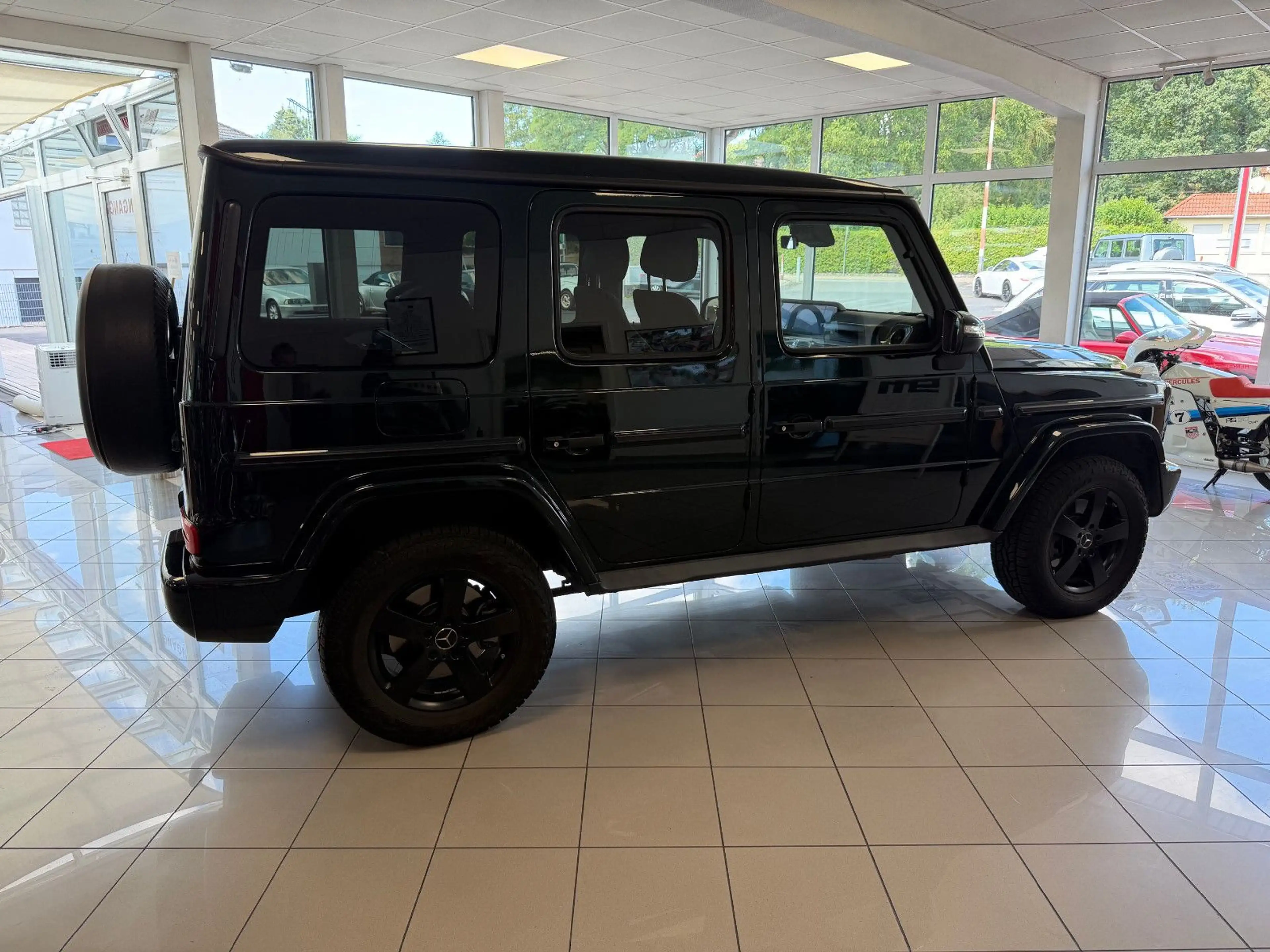 Mercedes-Benz G 500 G Station G 500 — photo 4