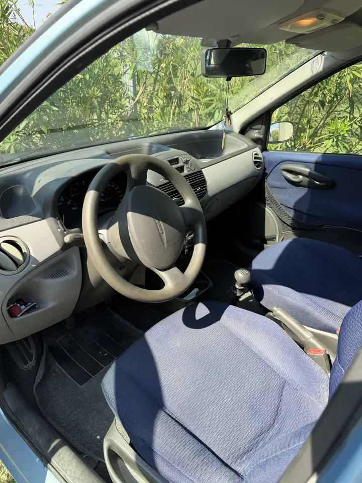 Fiat Punto 5p 1.2 SX c/SS 60cv, foto 3