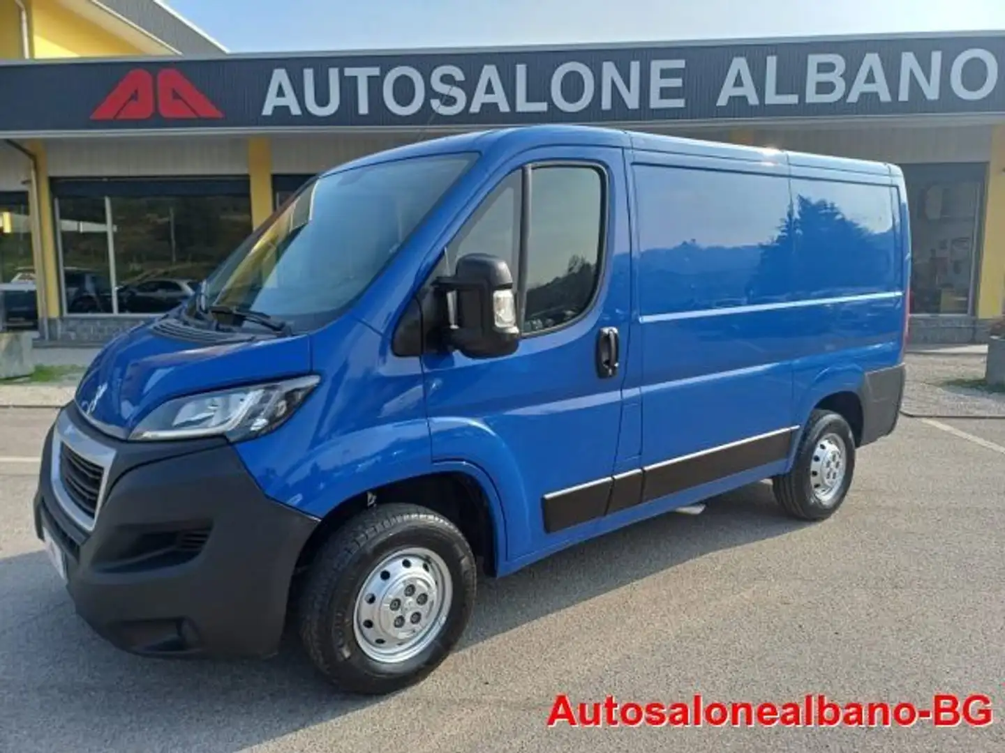 Peugeot Boxer 333 2.2 BlueHDi 140 S&S PC-TN Furgone Azul - 1