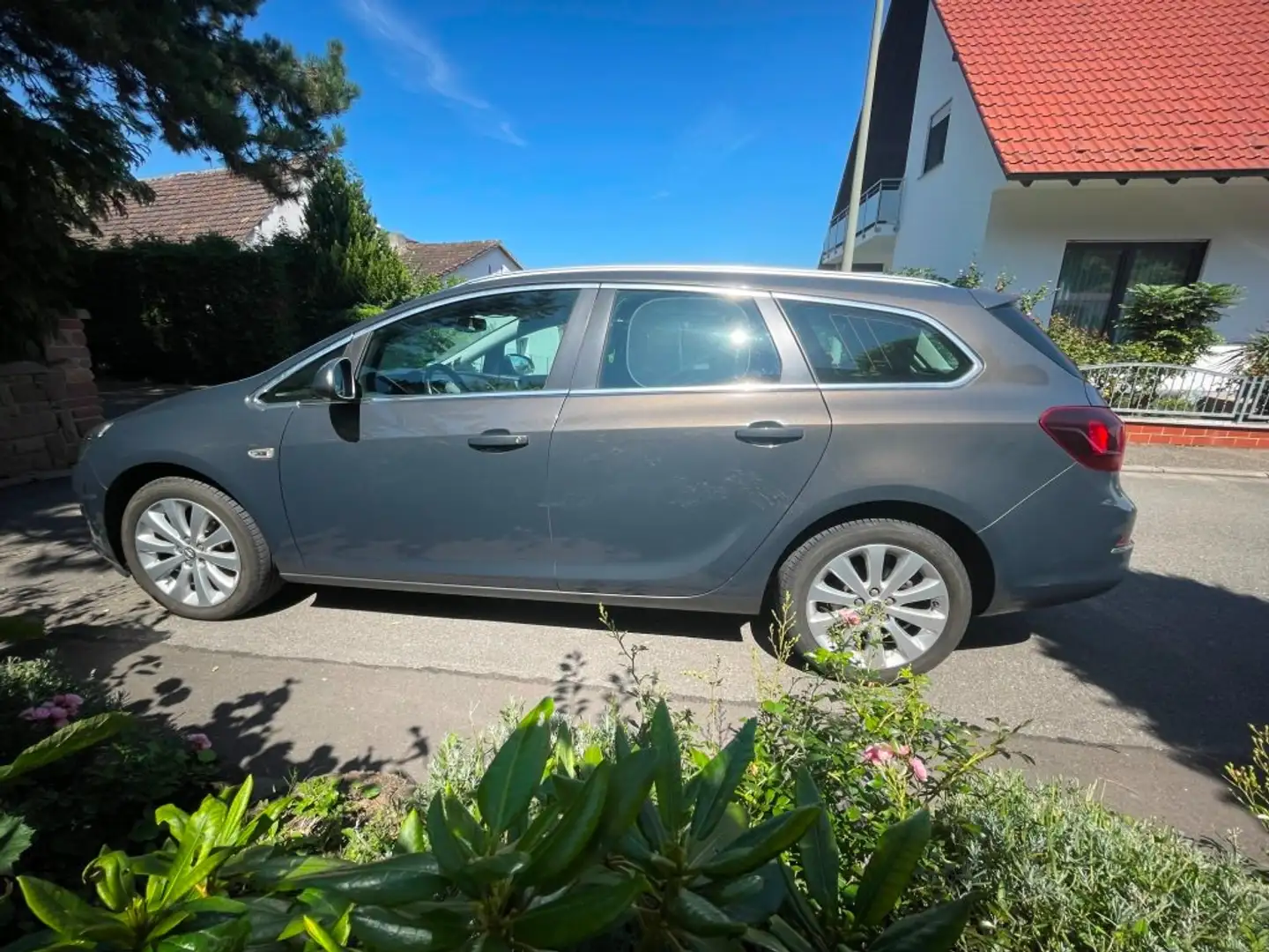 Opel Astra Astra 1.4 Turbo Sports Tourer Sport - 2