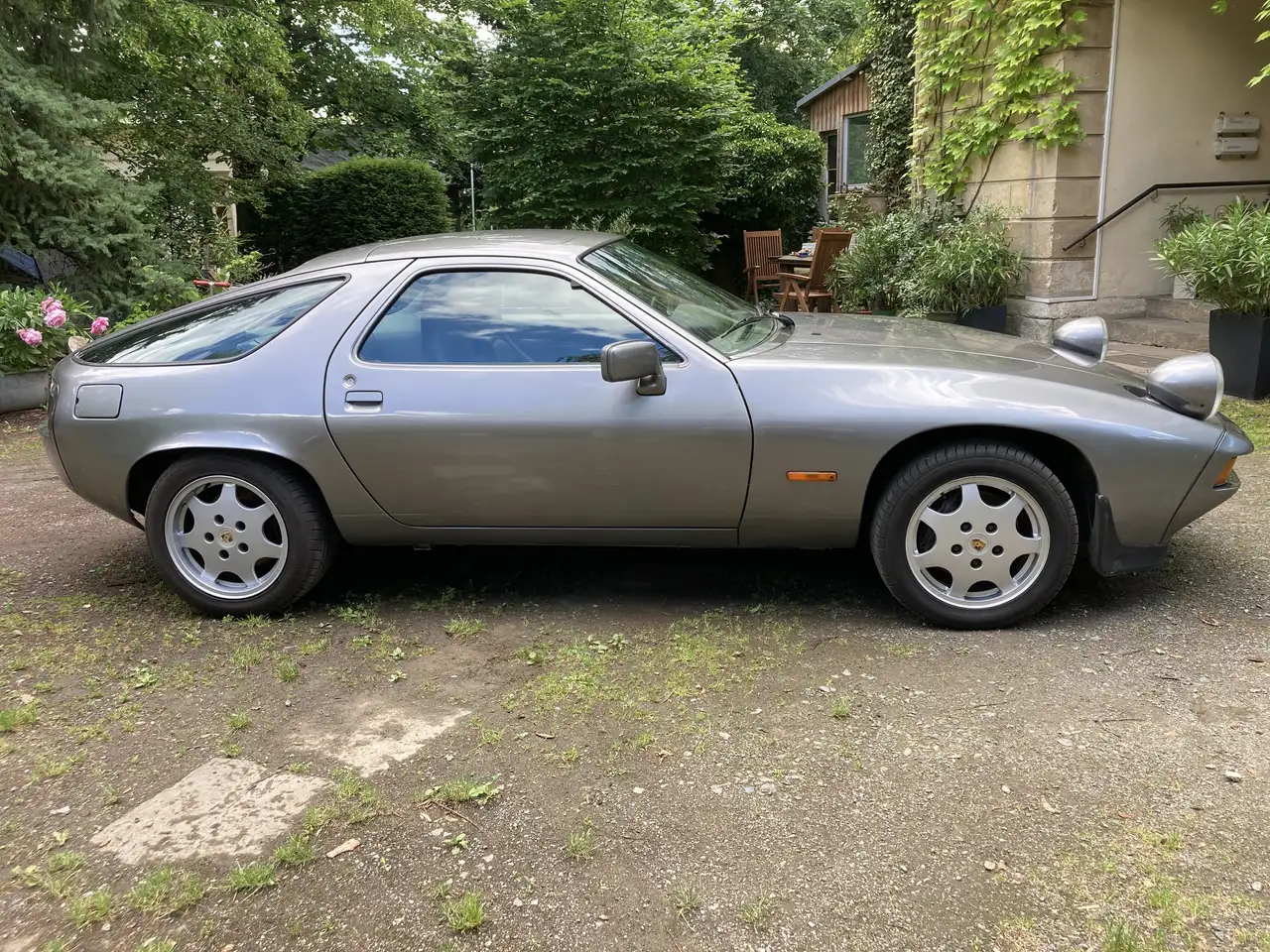Porsche 928 S2, foto 1