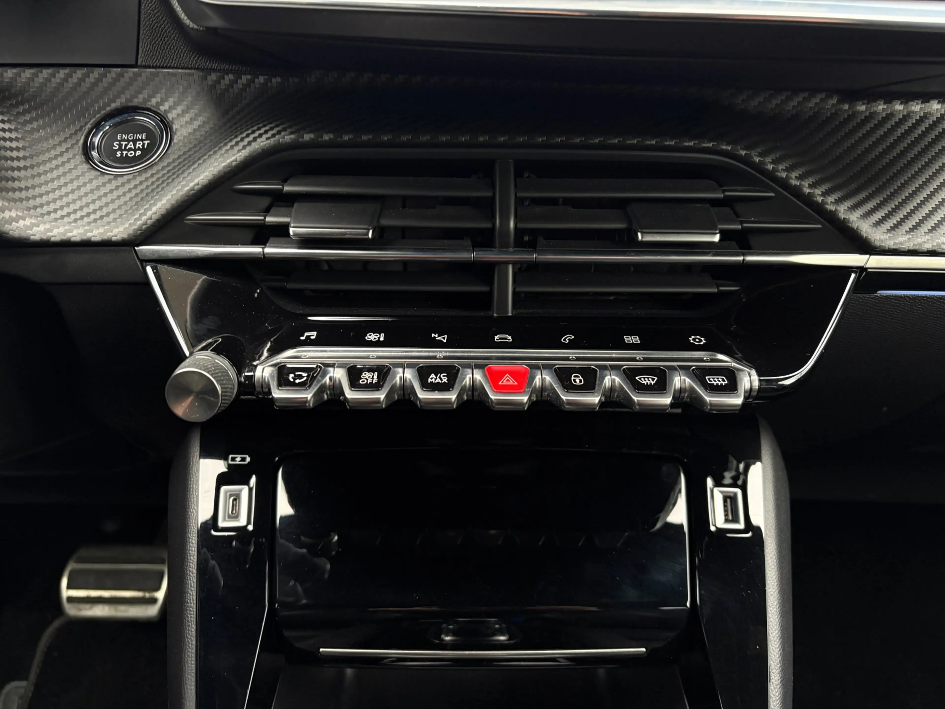 Peugeot 208 1.2 PureTech GT-Line |DigitalDash,Cam,Keyless| — photo 8