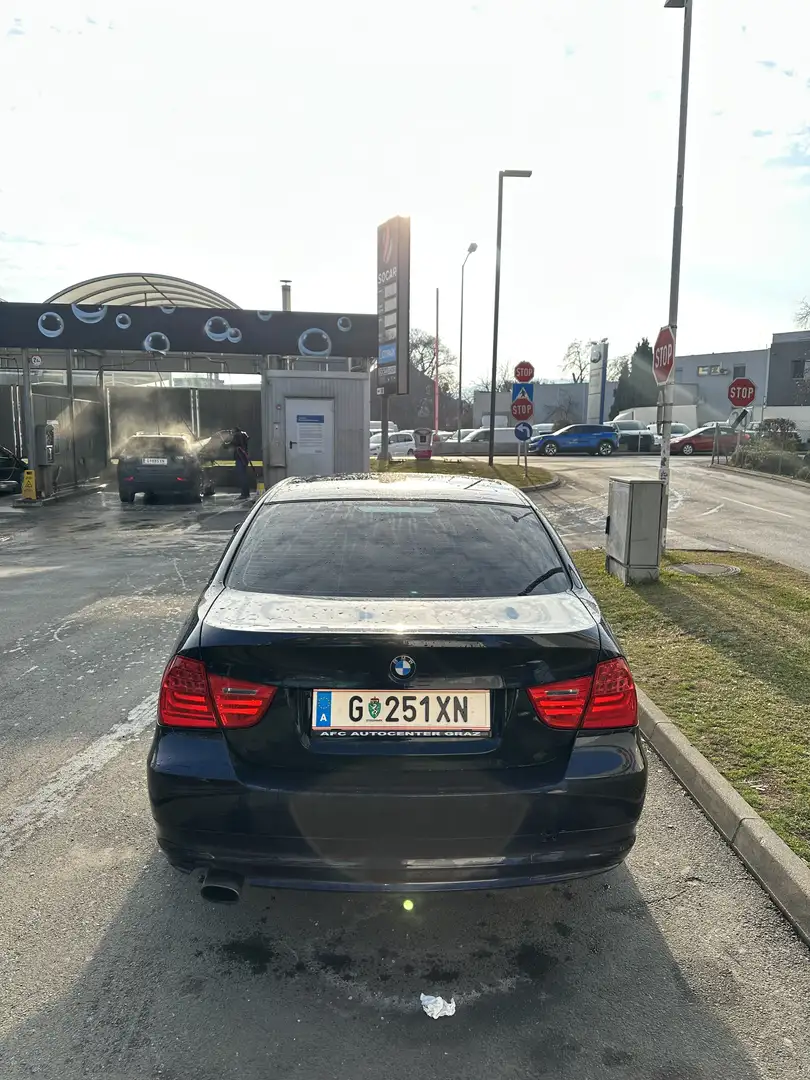BMW 318 318d Aut. - 1