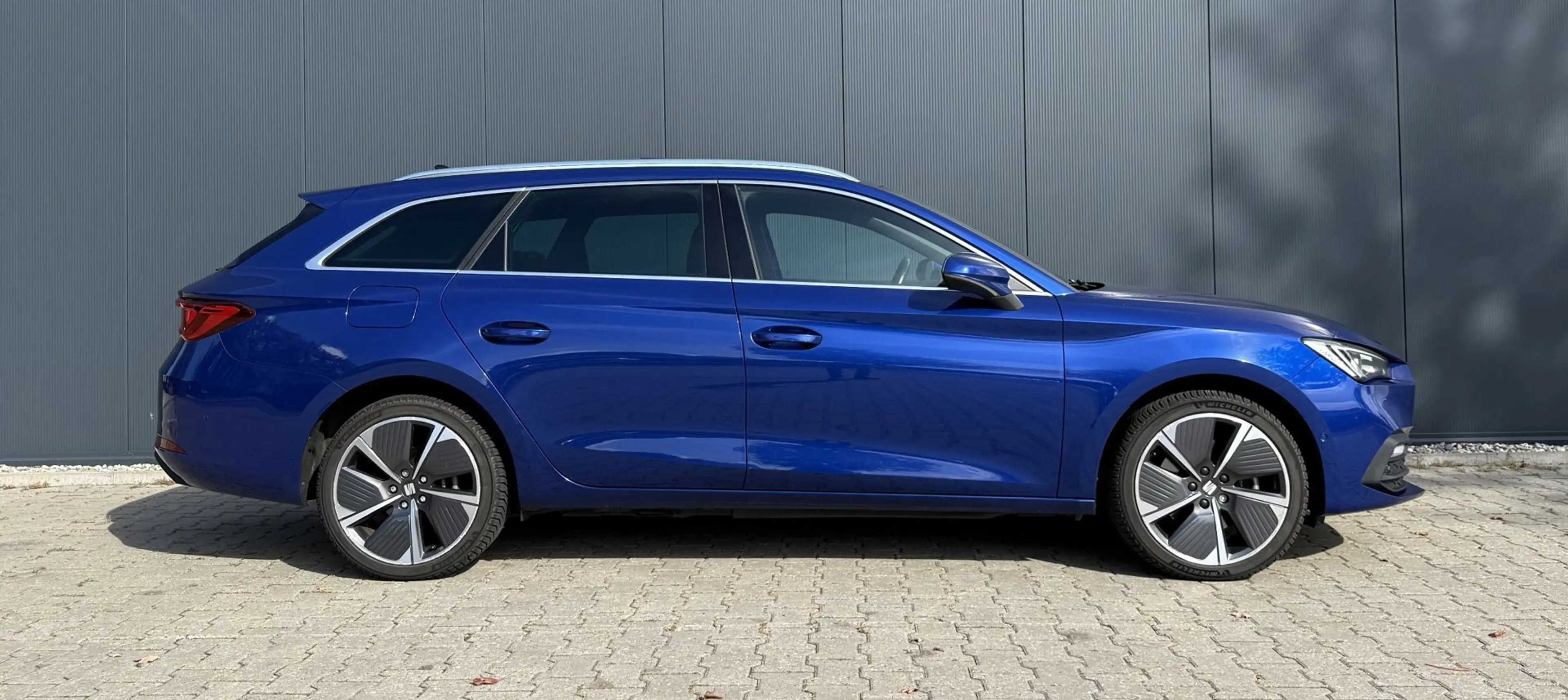 SEAT Leon e-Hybrid Sportstourer 1.4 TSI eHybrid PHEV FR Airco Cruise — photo 6
