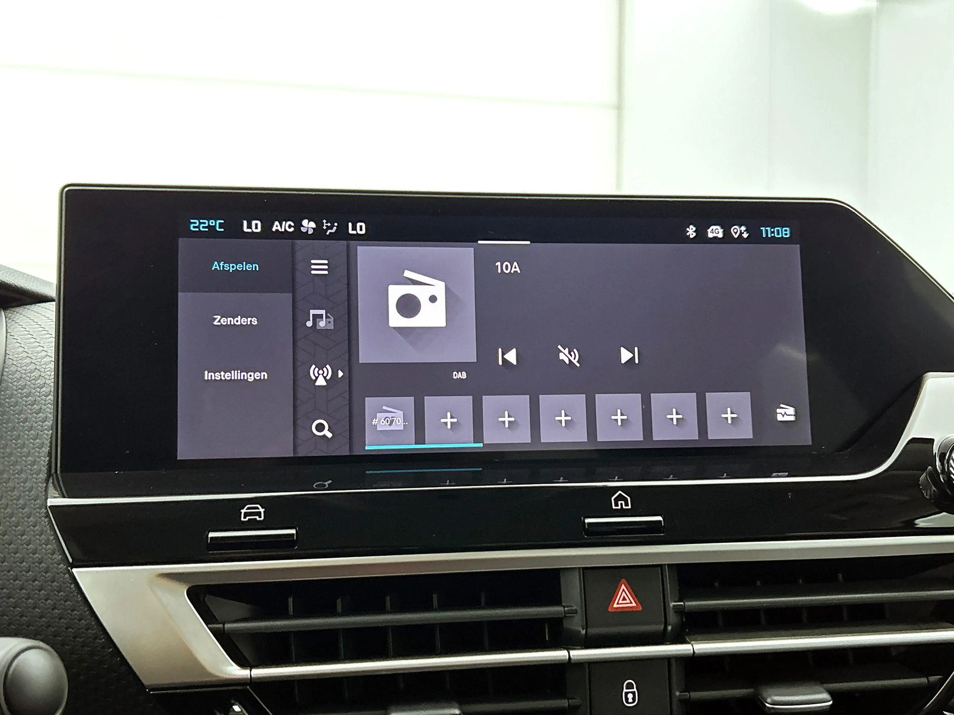 Citroen C4 X 1.2 Hybrid 145 Business CAMERA | NAVI & CARPLAY | — photo 11