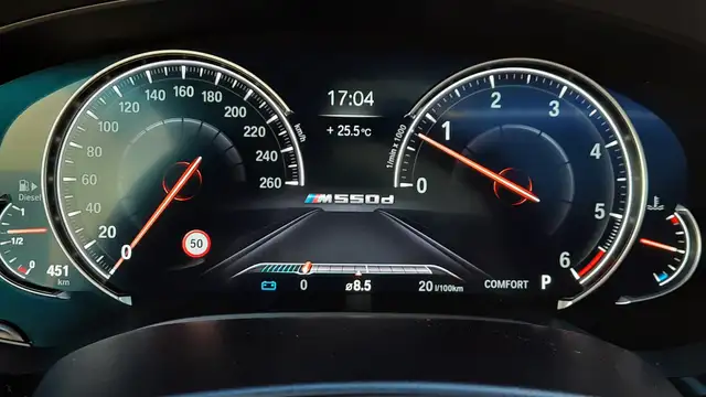 BMW 550 d xDrive*PANO*B&W*Massage*TV*NP: 138.000** Ansicht 36