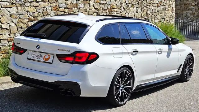 BMW 550 d xDrive*PANO*B&W*Massage*TV*NP: 138.000** Ansicht 9