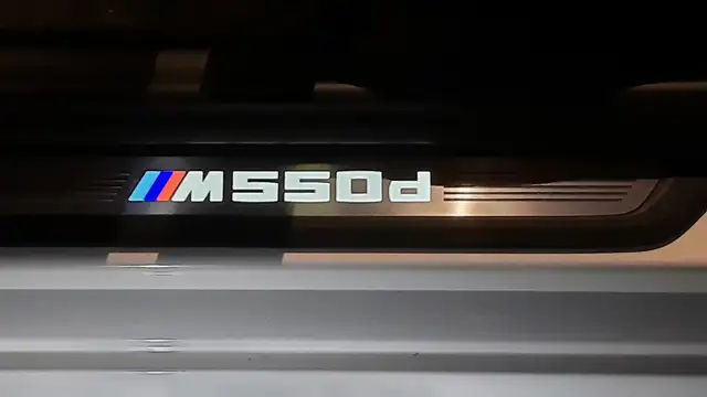 BMW 550 d xDrive*PANO*B&W*Massage*TV*NP: 138.000** Ansicht 48