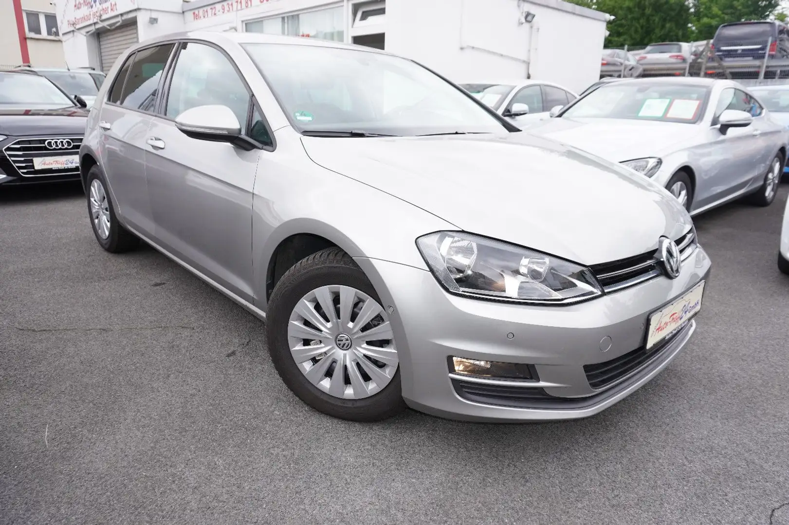 Volkswagen Golf VII Lim. 1.2 *nur 4.900 KM*1.Hand*GARANTIE* Silber - 1