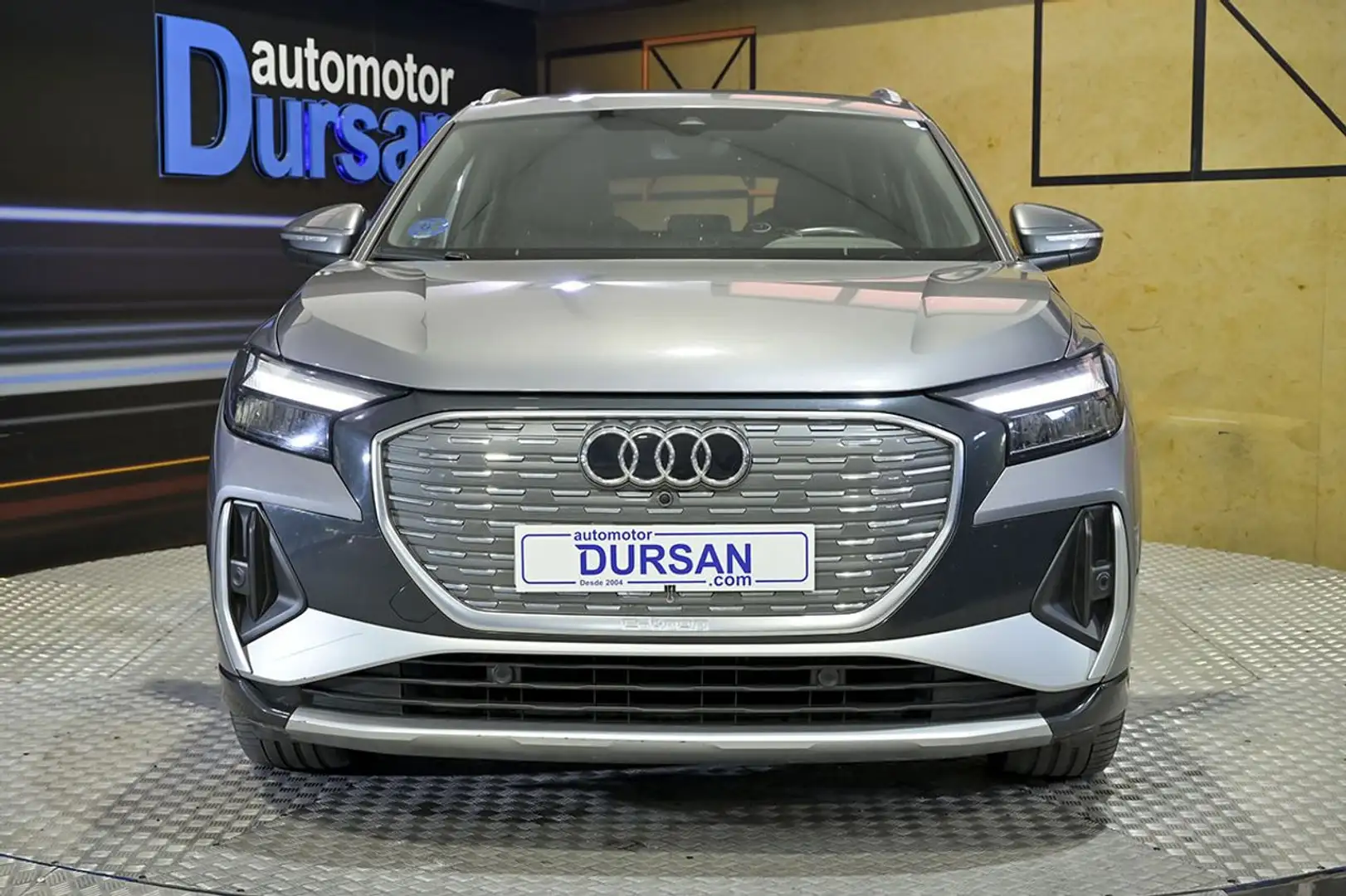 Audi Q4 e-tron 35 S Line 55KWh Gris - 2