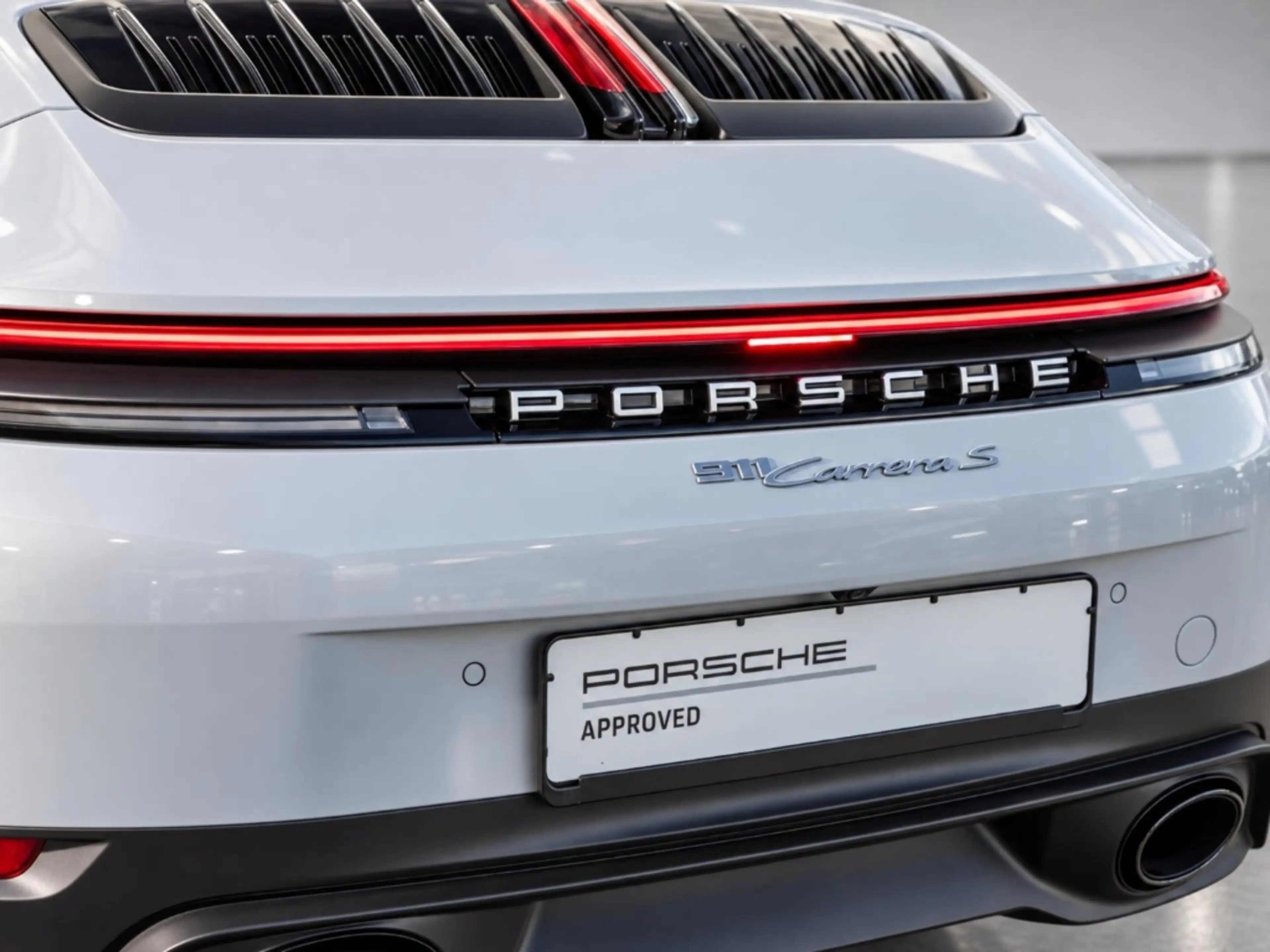 Porsche 992 911 Carrera S Cabrio Sportabgas LED-Matrix — photo 10