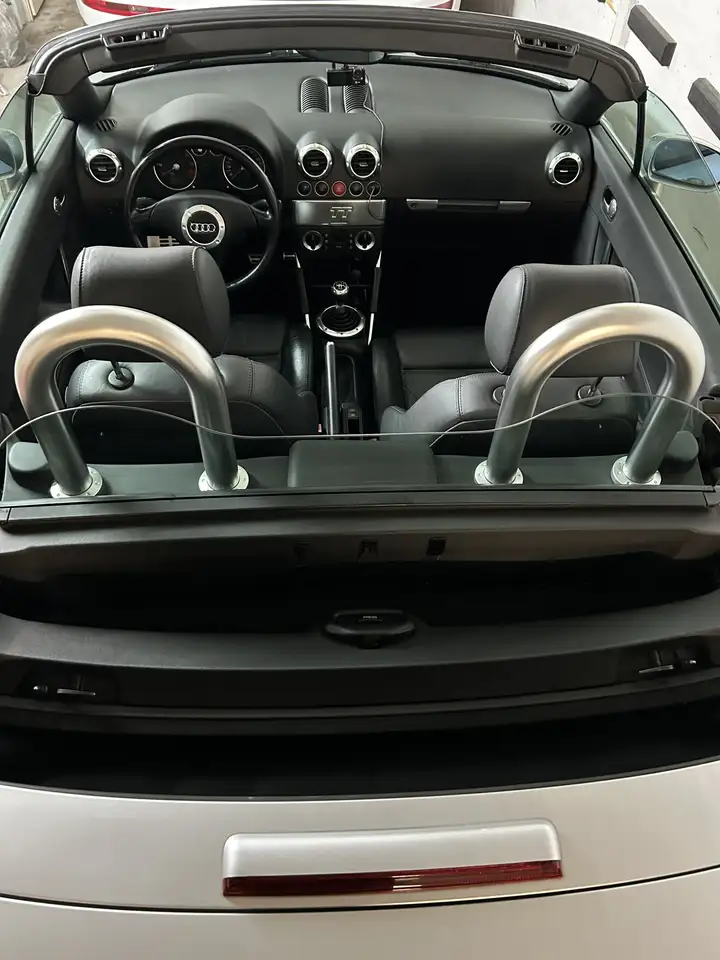Audi TT Roadster 1.8t SLine Cabrio 18+19“ Tomason, foto 4