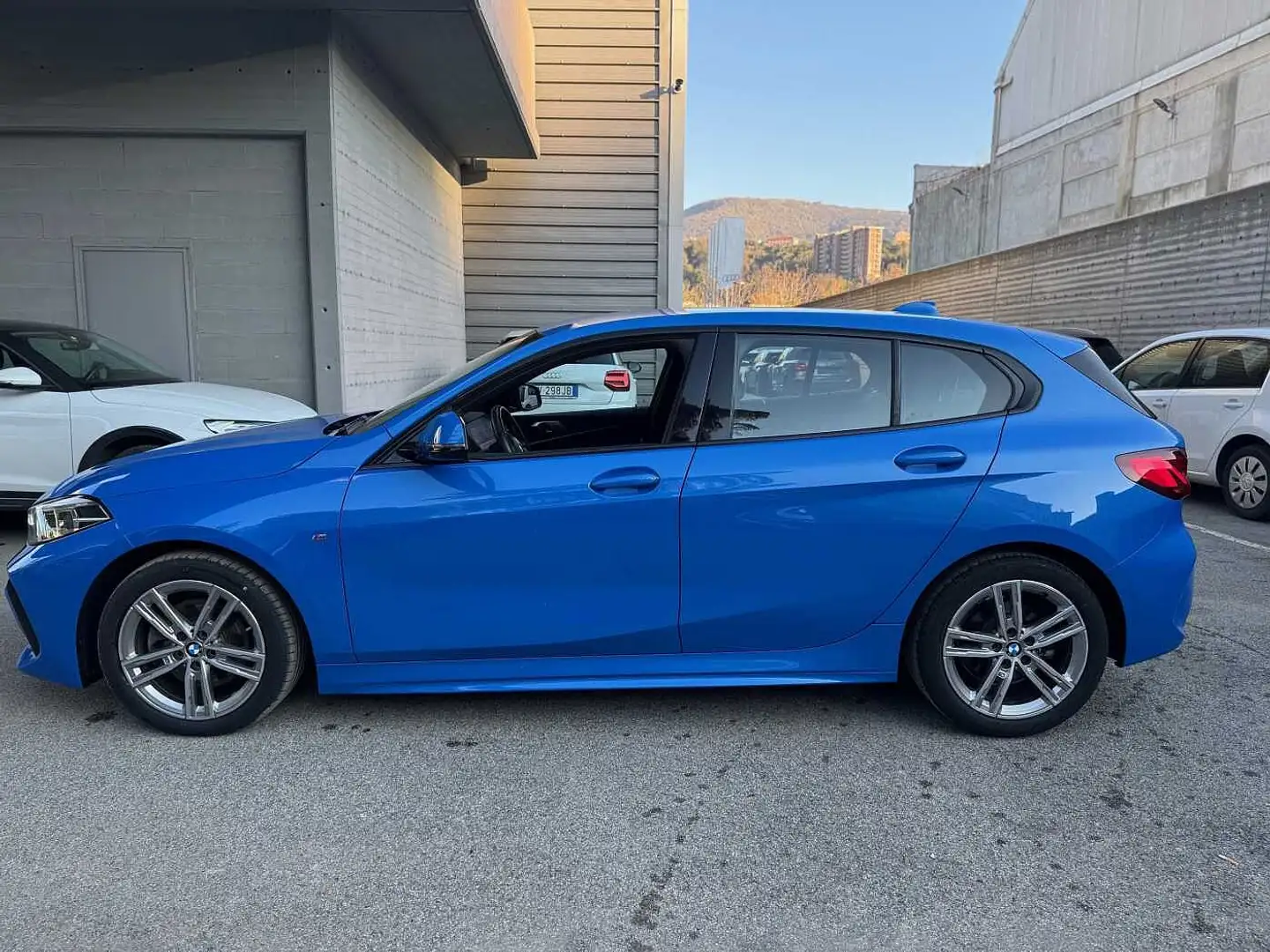BMW 118 Serie 1 118d 5p. Msport Blauw - 2