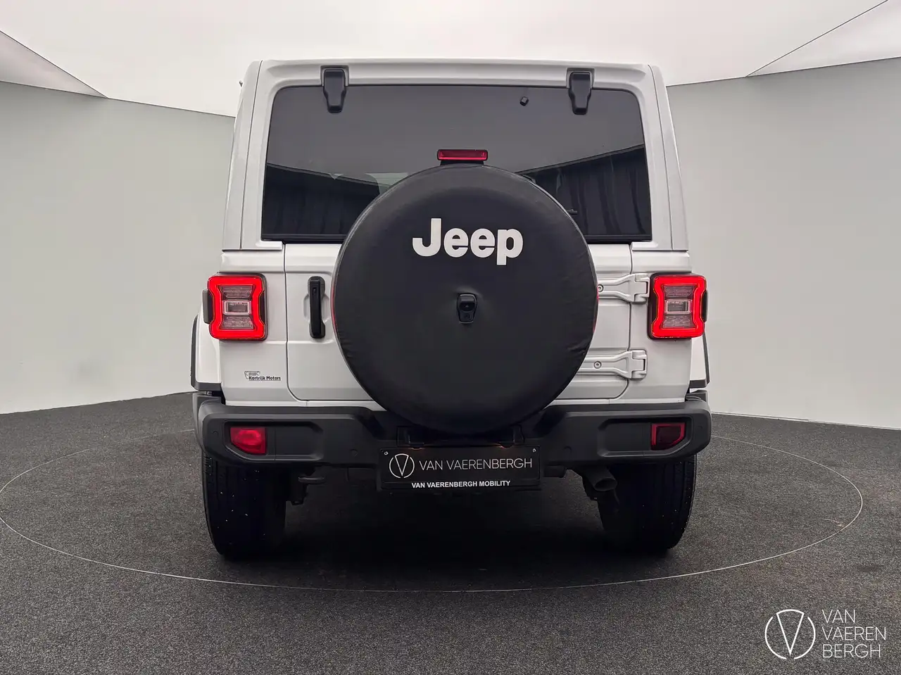Jeep Wrangler UNLIMITED SAHARA/ LICHTE VRACHT — foto 6