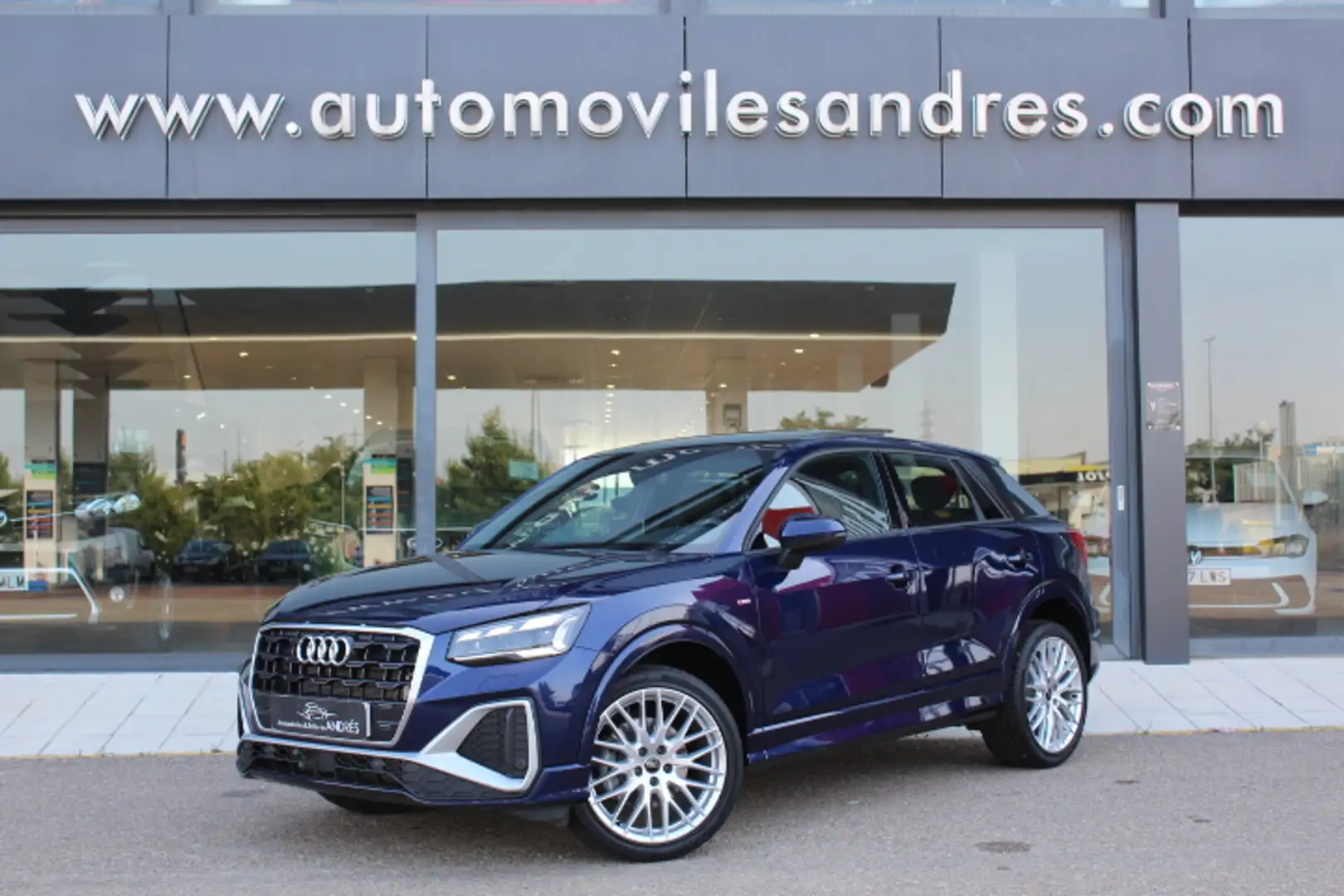 Audi Q2 35 TFSI Adrenalin S tronic 110kW Azul - 1