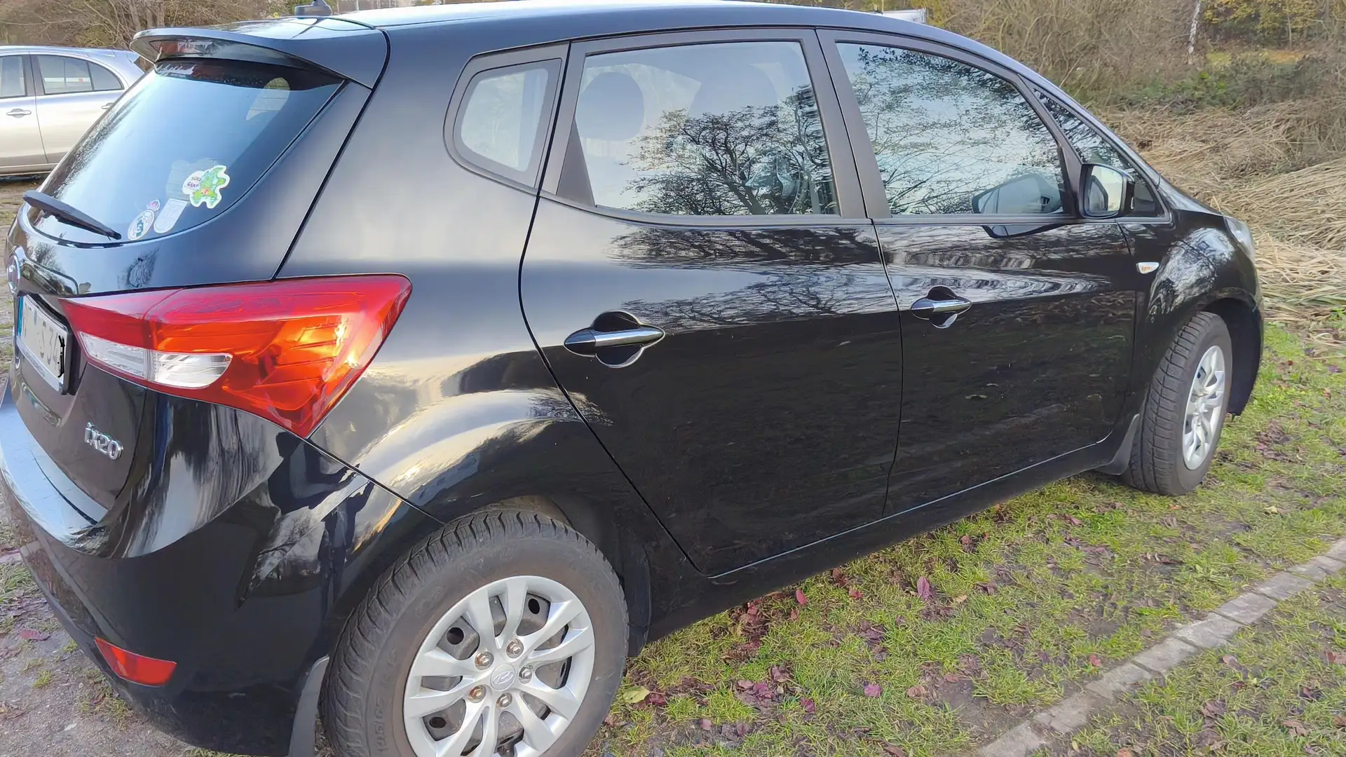 Hyundai iX20 ix20 1.6 blue Space+ Negru - 1