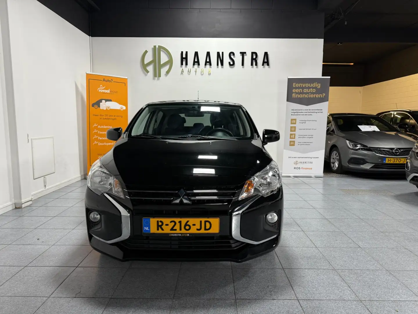 Mitsubishi Space Star 1.2 Dynamic Airco 1e Eig , Achteruitrijcamera NL A Zwart - 2