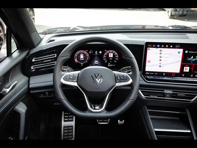 Volkswagen Tiguan view 13