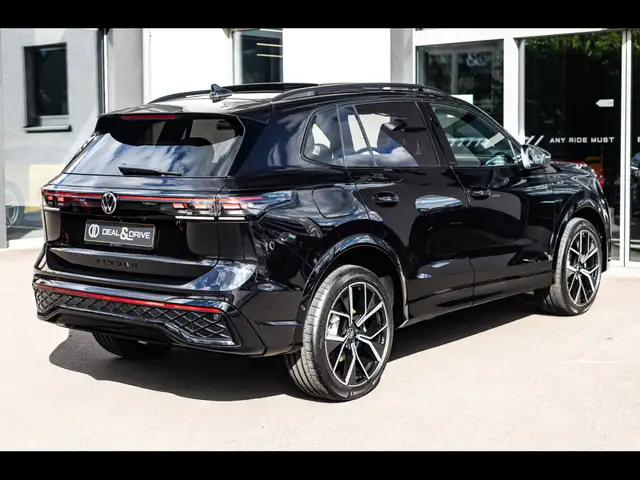 Volkswagen Tiguan view 8