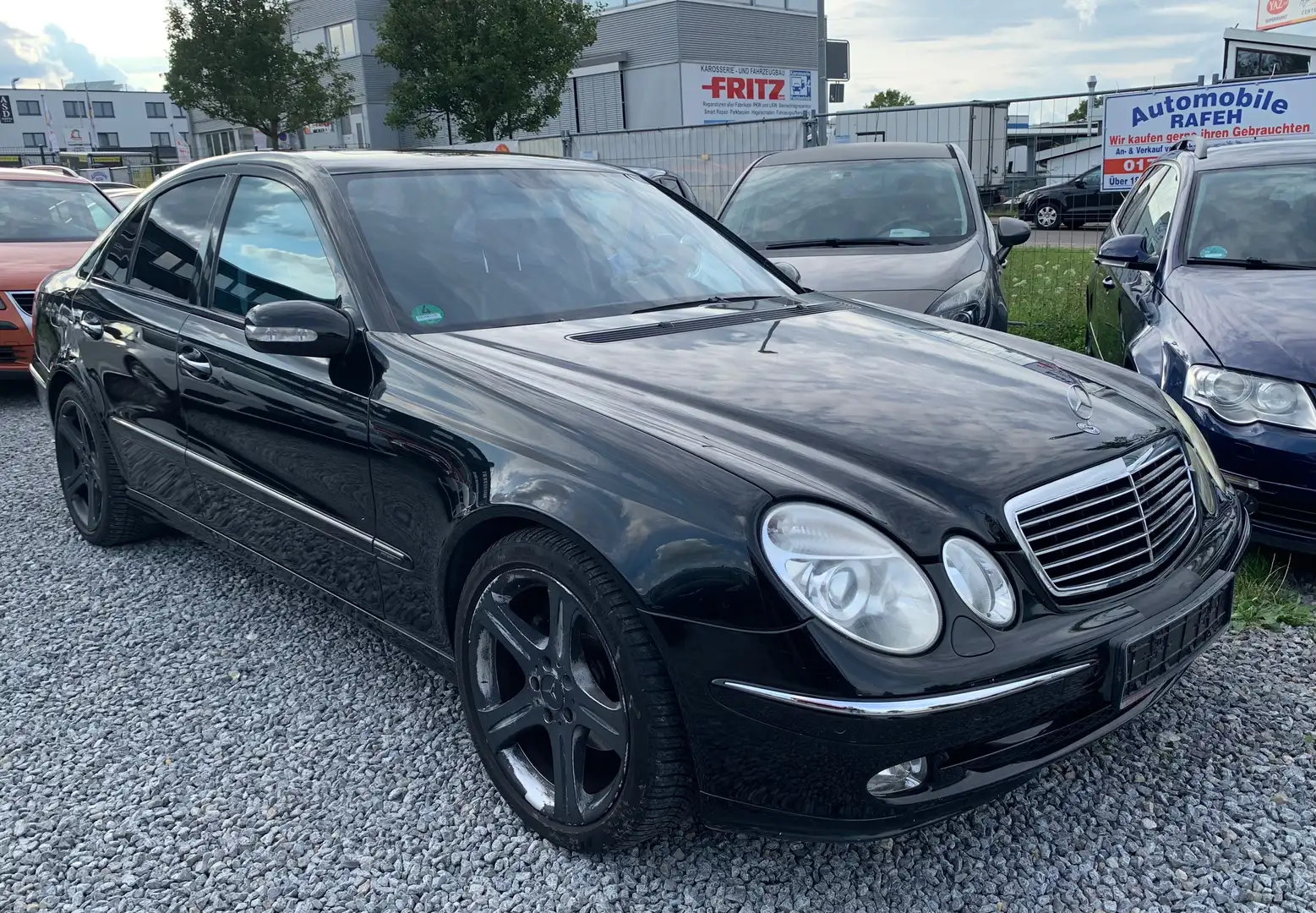 Mercedes-Benz E 320 Avantgarde. Klima. Alufelgen. Euro 4 Black - 1