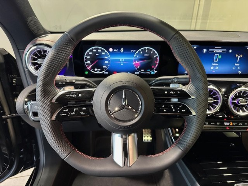 Mercedes-Benz CLA 180 SB AMG Night Edition Pano/StdHG/Dist/Tot — photo 5