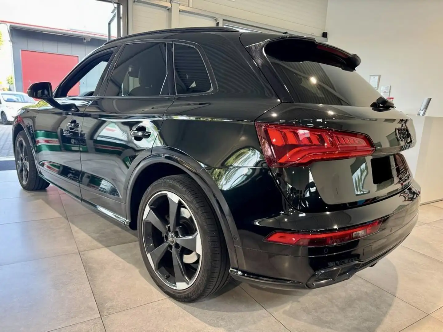 Audi Q5 45 TFSI 245 S tronic 7 Quattro S line Noir - 2