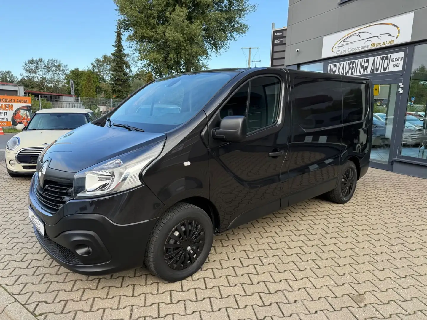 Renault Trafic Kasten L1H1 2,7t Komfort KLIMA AHK Schwarz - 1