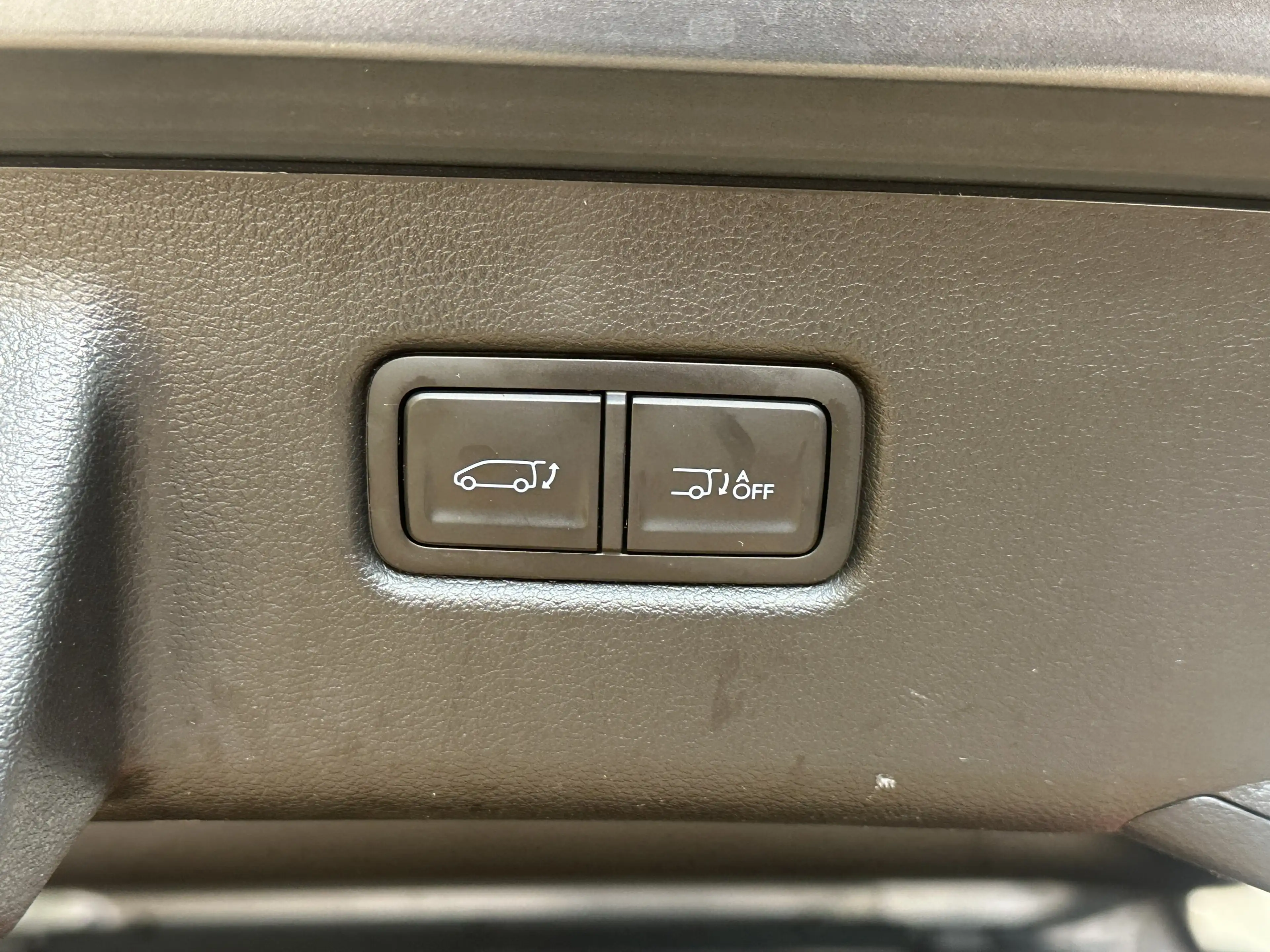 Hyundai STARIA Signature*4WD*GARANTIE*NSCC*BOSE*Leder* — photo 10