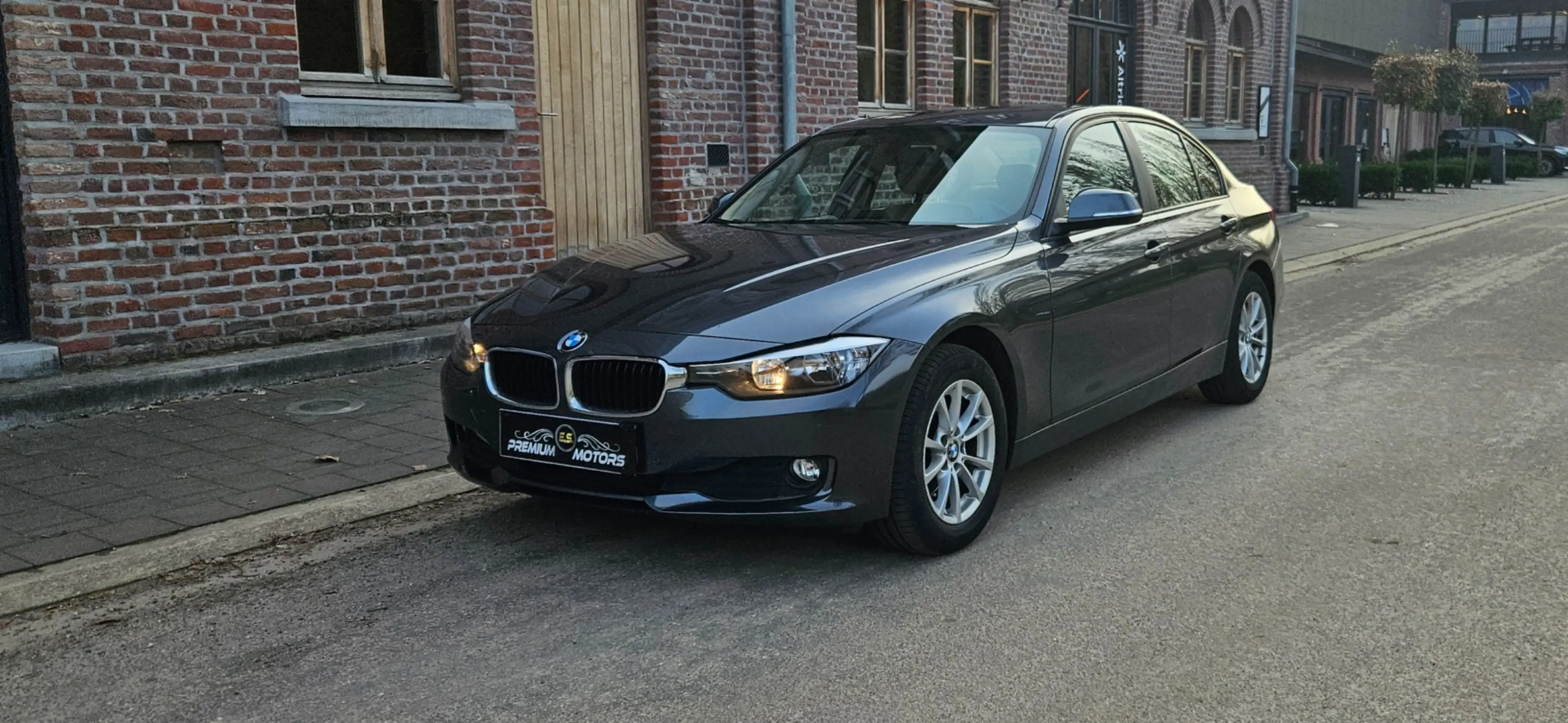 BMW 316 d IN UITZONDERLIJK NIEUWSTAAT !!! ** 49500KM — photo 4