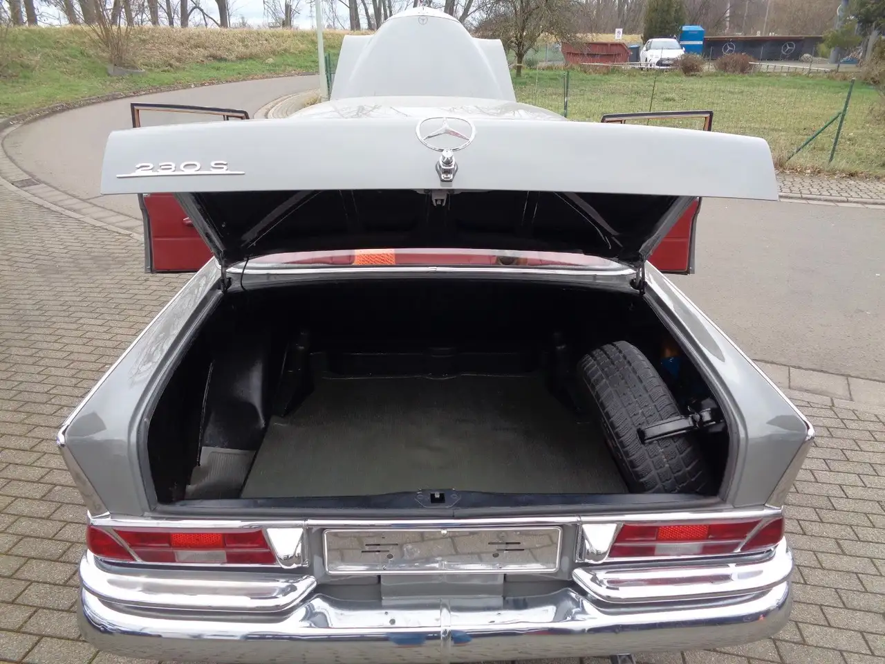 Mercedes-Benz 230 S Typ111 Heckfosse SSD TÜV + H-Zul. TOP Zust., foto 12