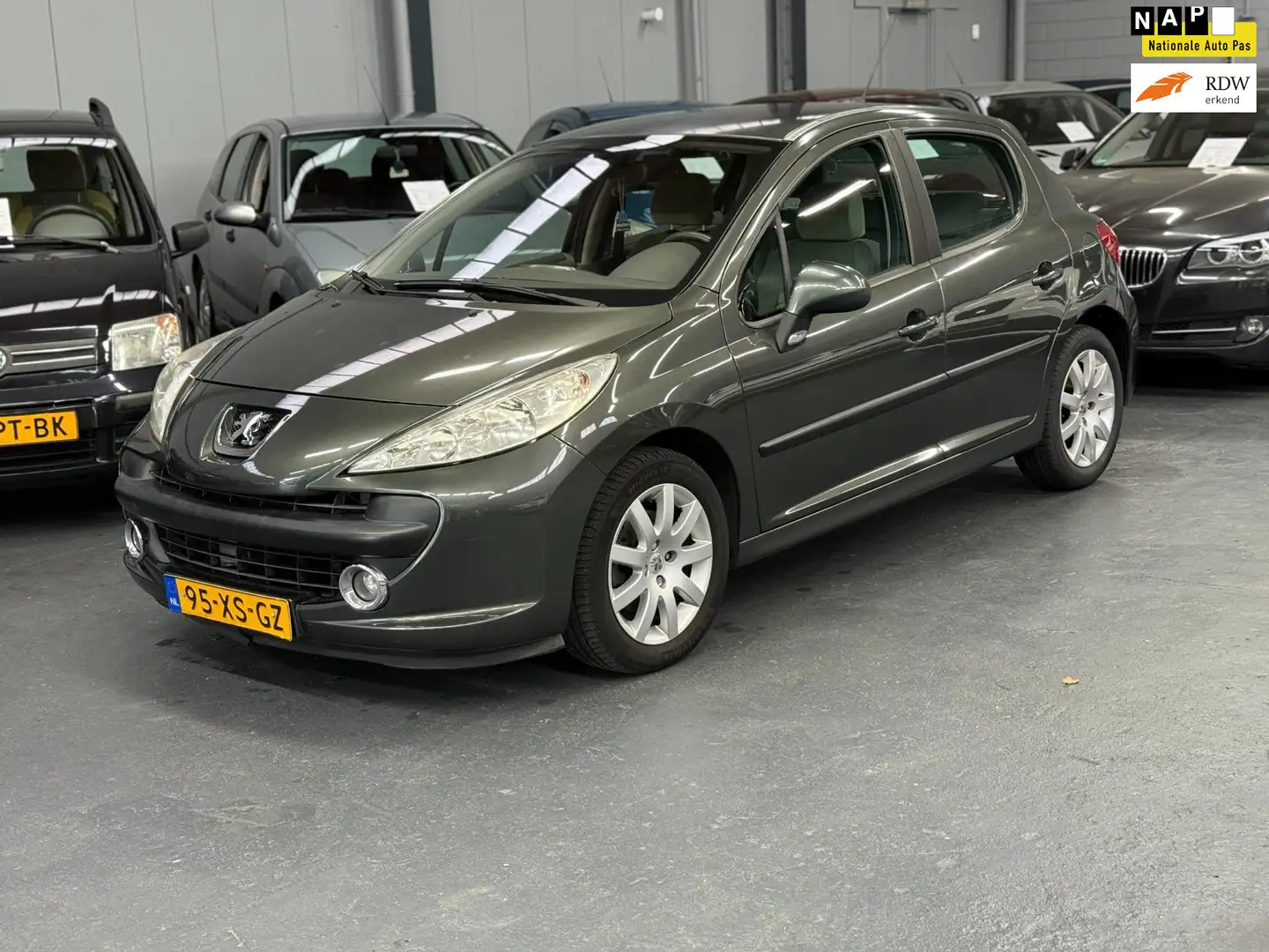 Peugeot 207 1.6 VTi XS Automaat APK NAP Zeer Nette Staat Grijs - 1
