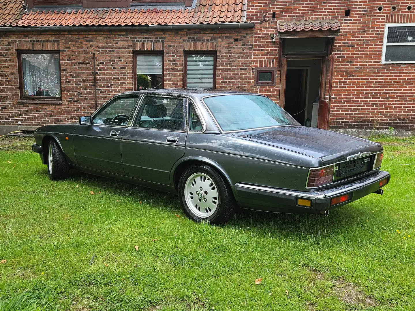 Jaguar XJ40 Grijs - 2