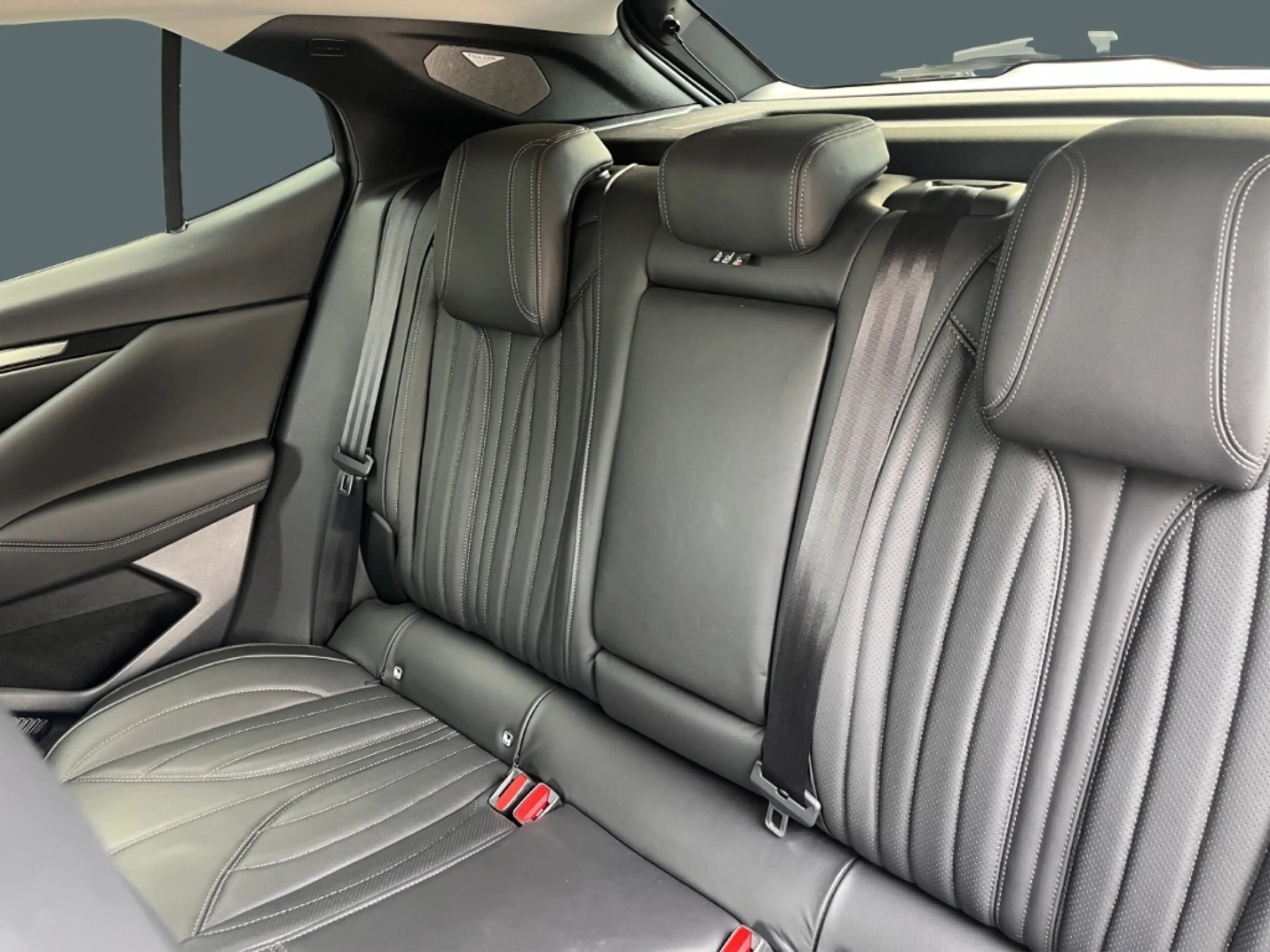 DS Automobiles DS 4 Matrix-LED ACC Focal Schiebedach Standheizung — photo 11