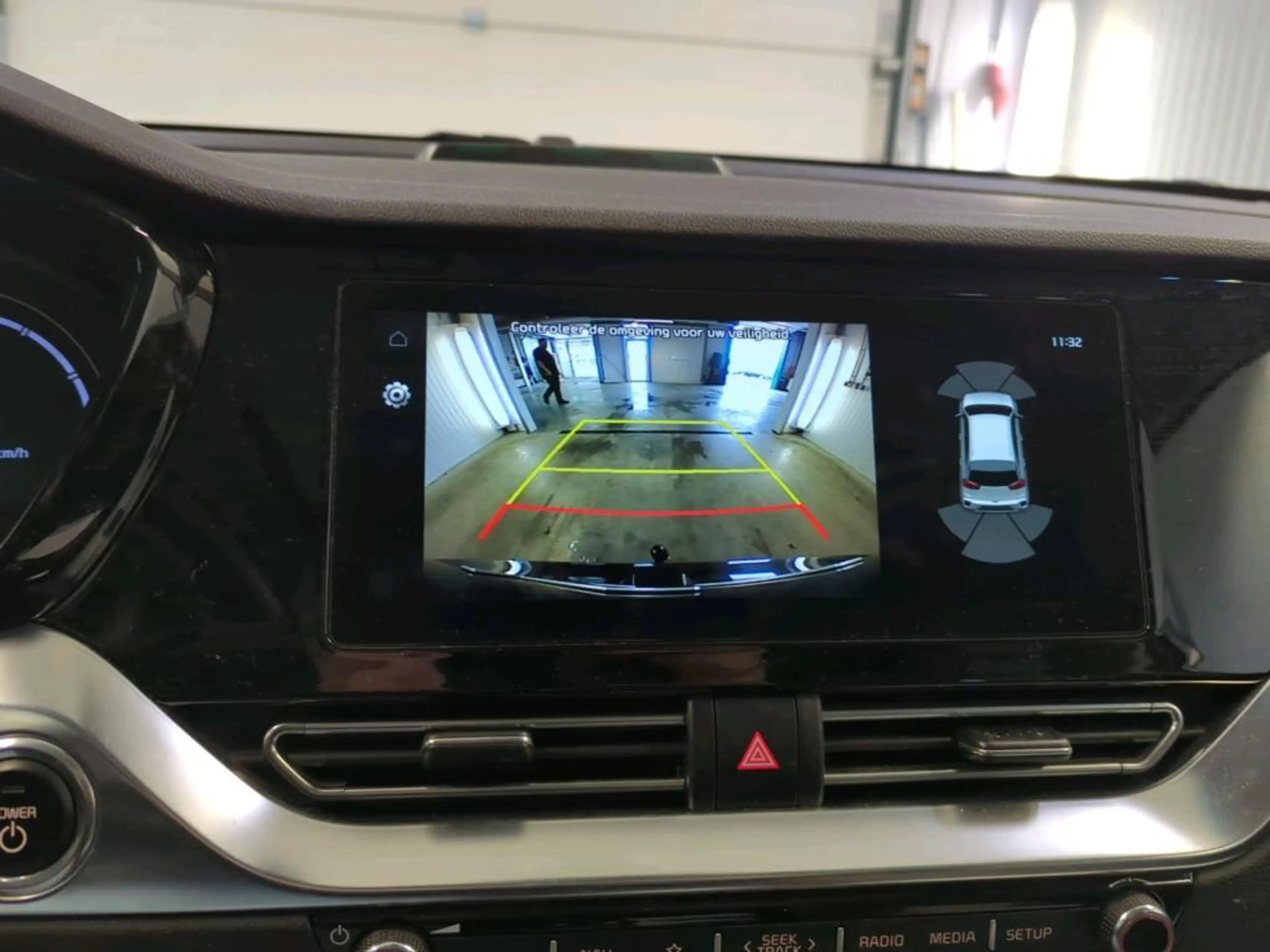 Kia e-Niro DynamicPlusLine 64 kWh | SOH 100% | Trekhaak | War — photo 12