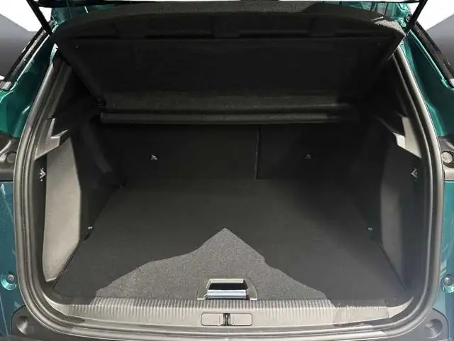 Peugeot 2008 view 7
