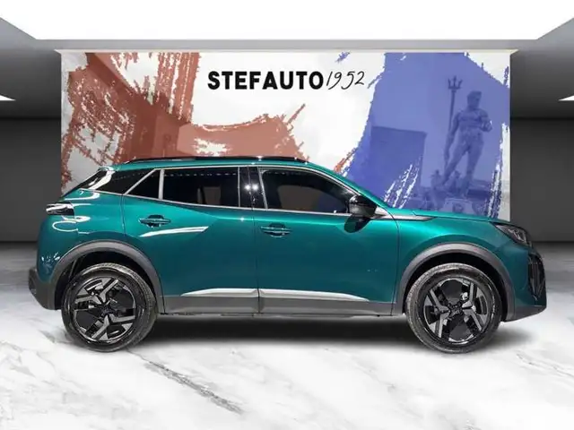 Peugeot 2008 view 2