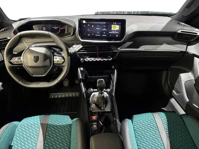 Peugeot 2008 view 13