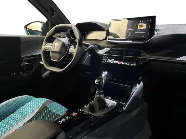 Peugeot 2008 view 15
