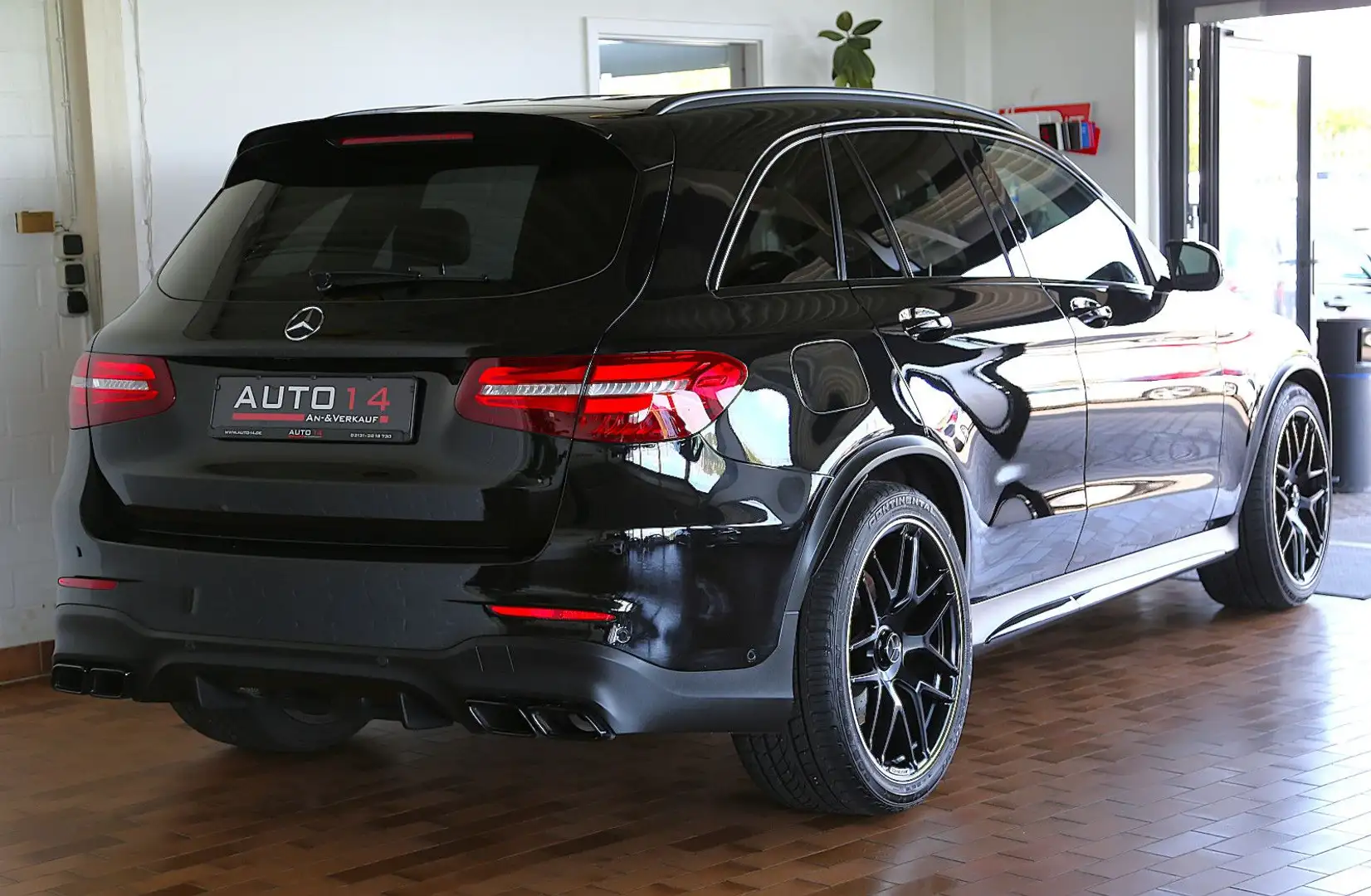 Mercedes-Benz GLC 63 AMG 4M Edition 1 Night Burmester AHK 360° Schwarz - 2