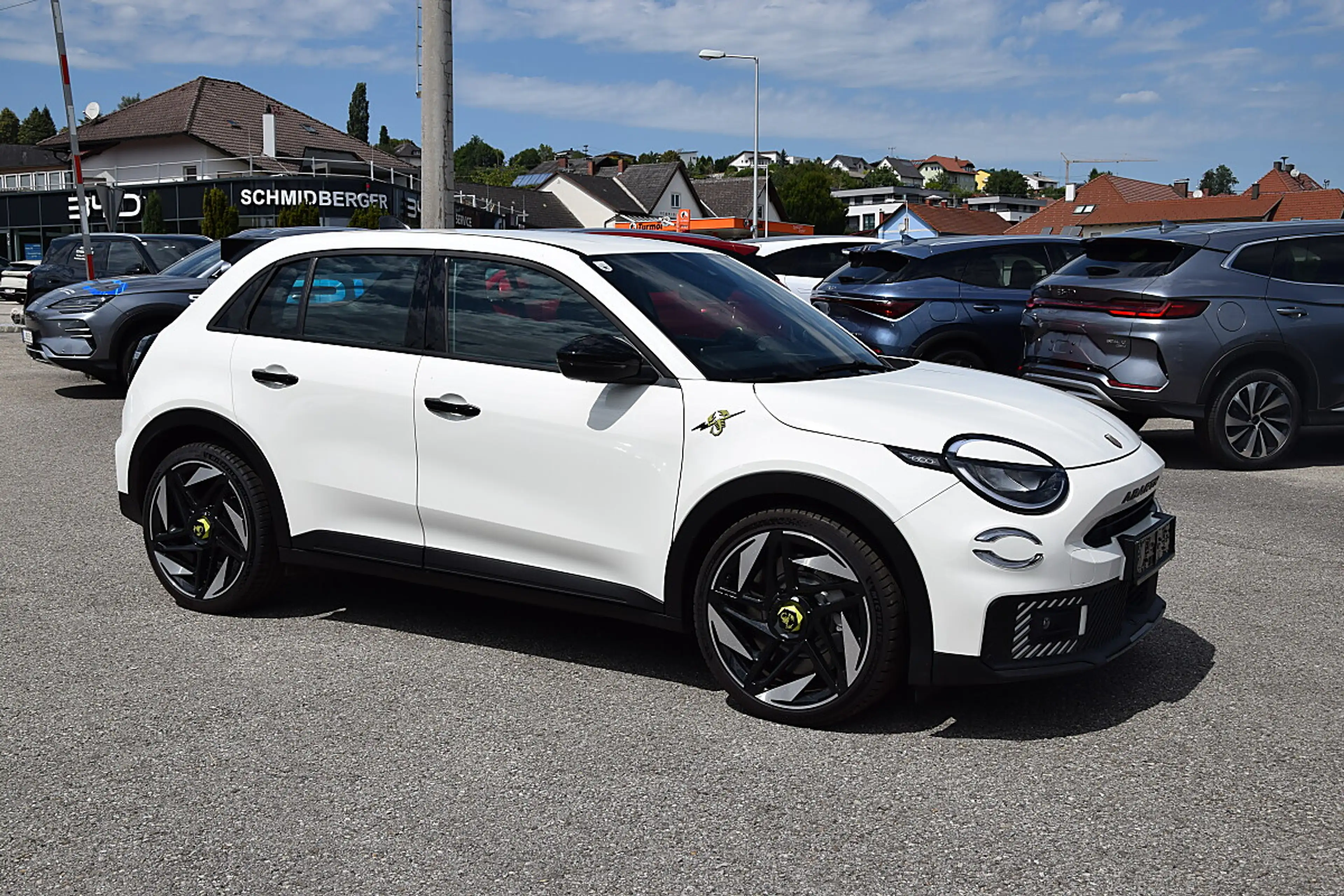 Abarth 600e Turismo — photo 3