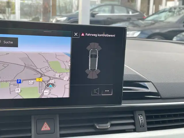 Audi S4 view 25