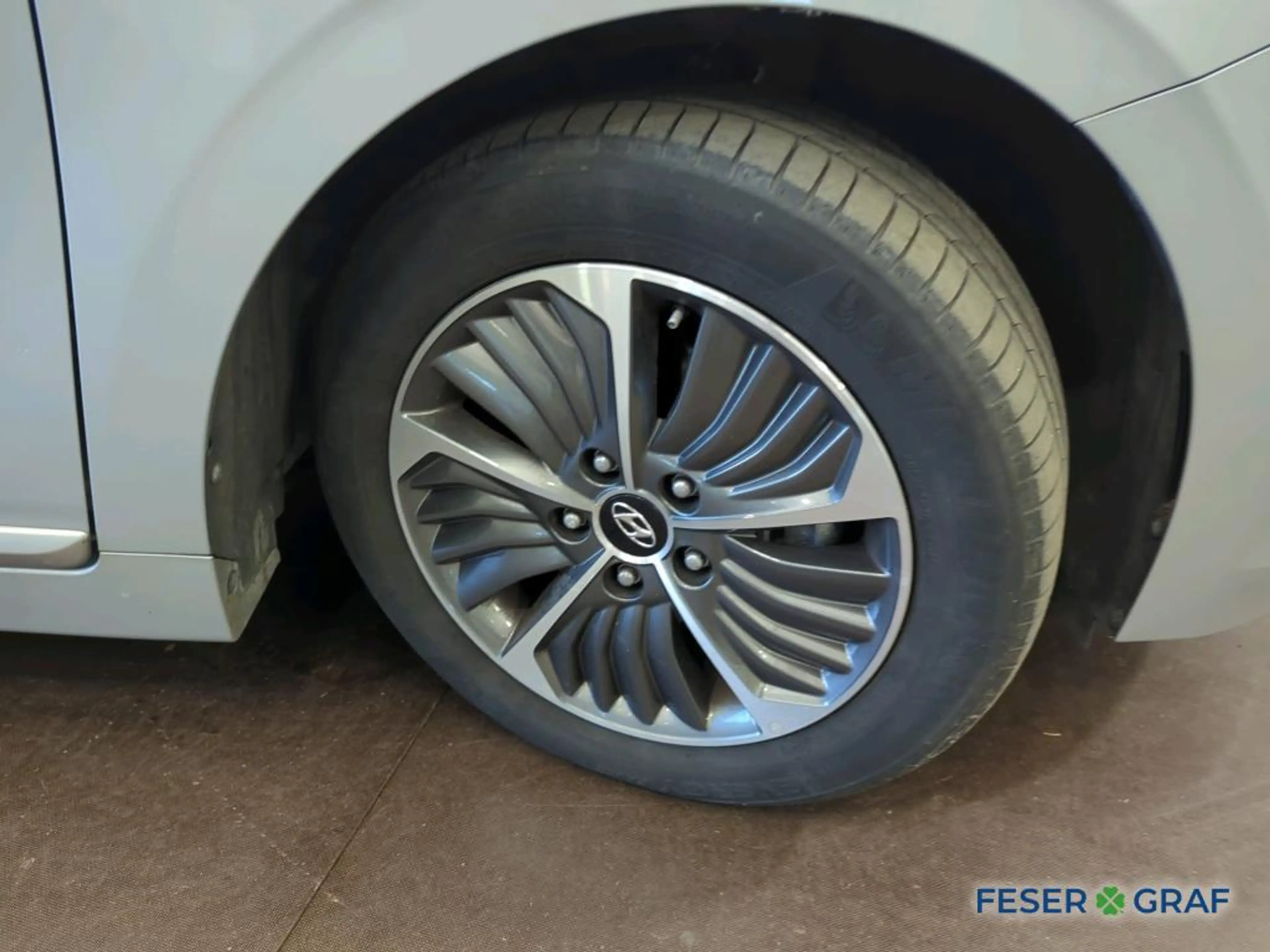 Hyundai IONIQ Plug-In Hybrid 1.6 GDi Trend — photo 7
