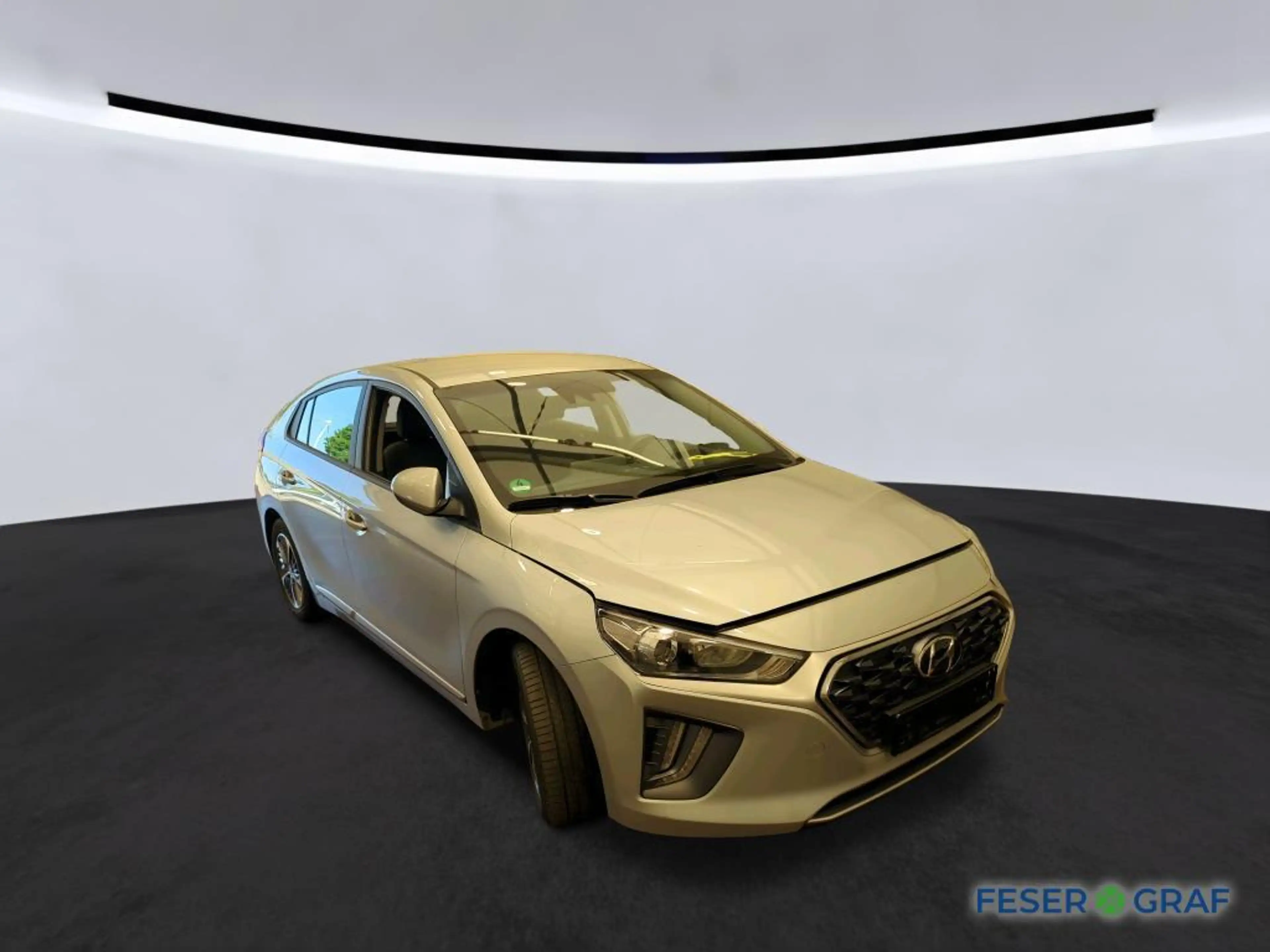 Hyundai IONIQ Plug-In Hybrid 1.6 GDi Trend — photo 2