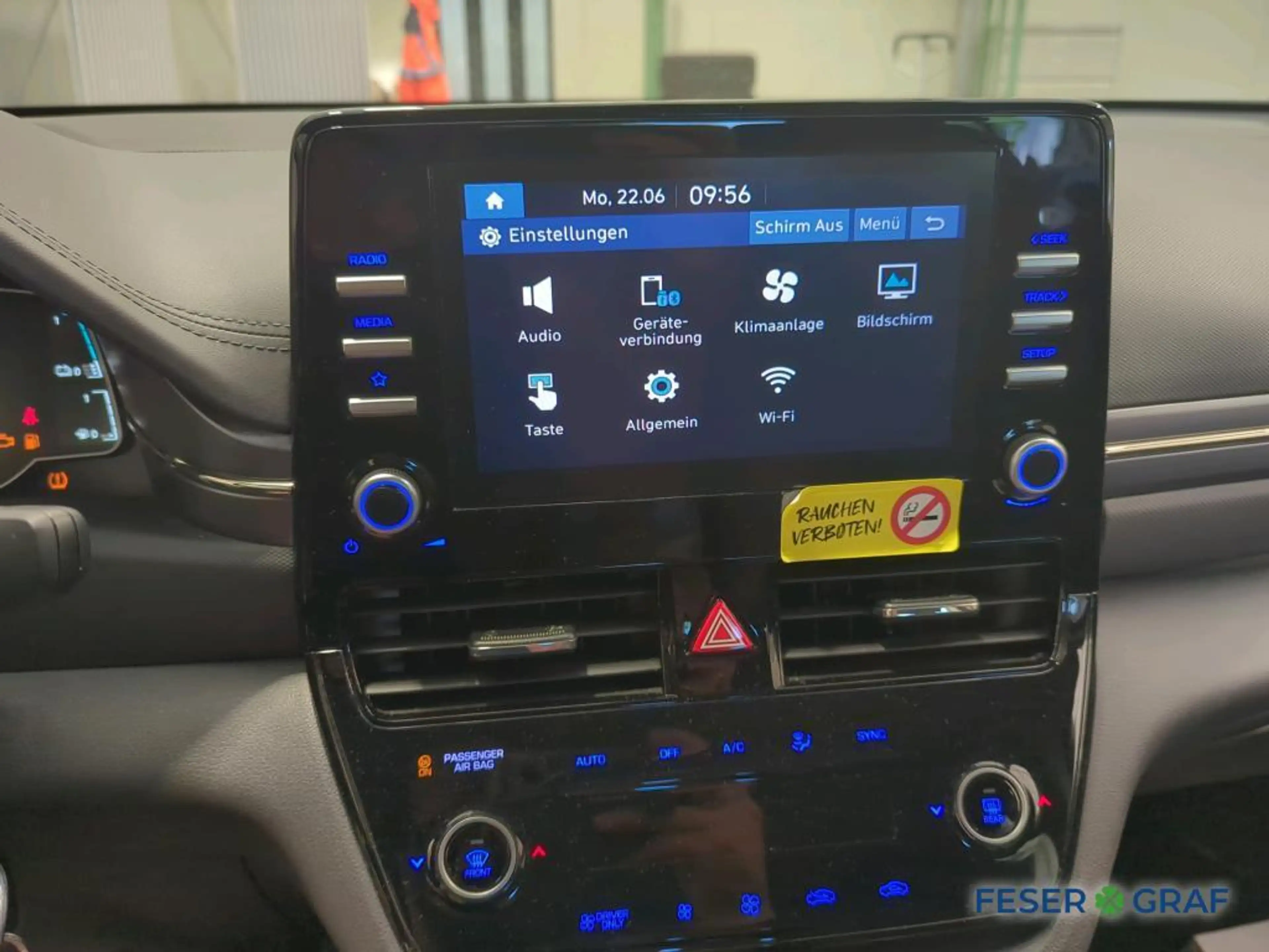 Hyundai IONIQ Plug-In Hybrid 1.6 GDi Trend — photo 9