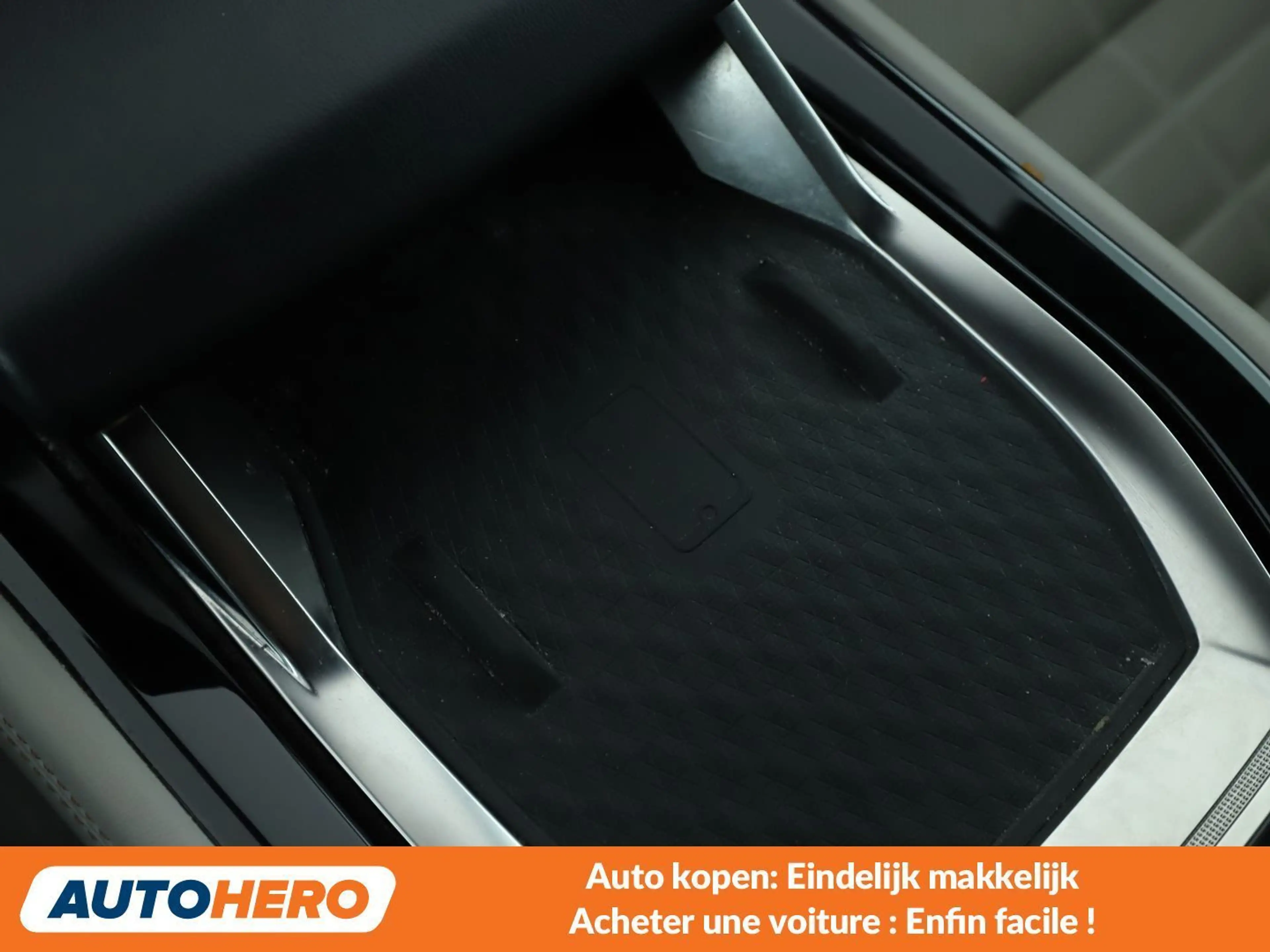 Renault Grand Espace 1.2 E-Tech Hybrid Iconic — photo 15