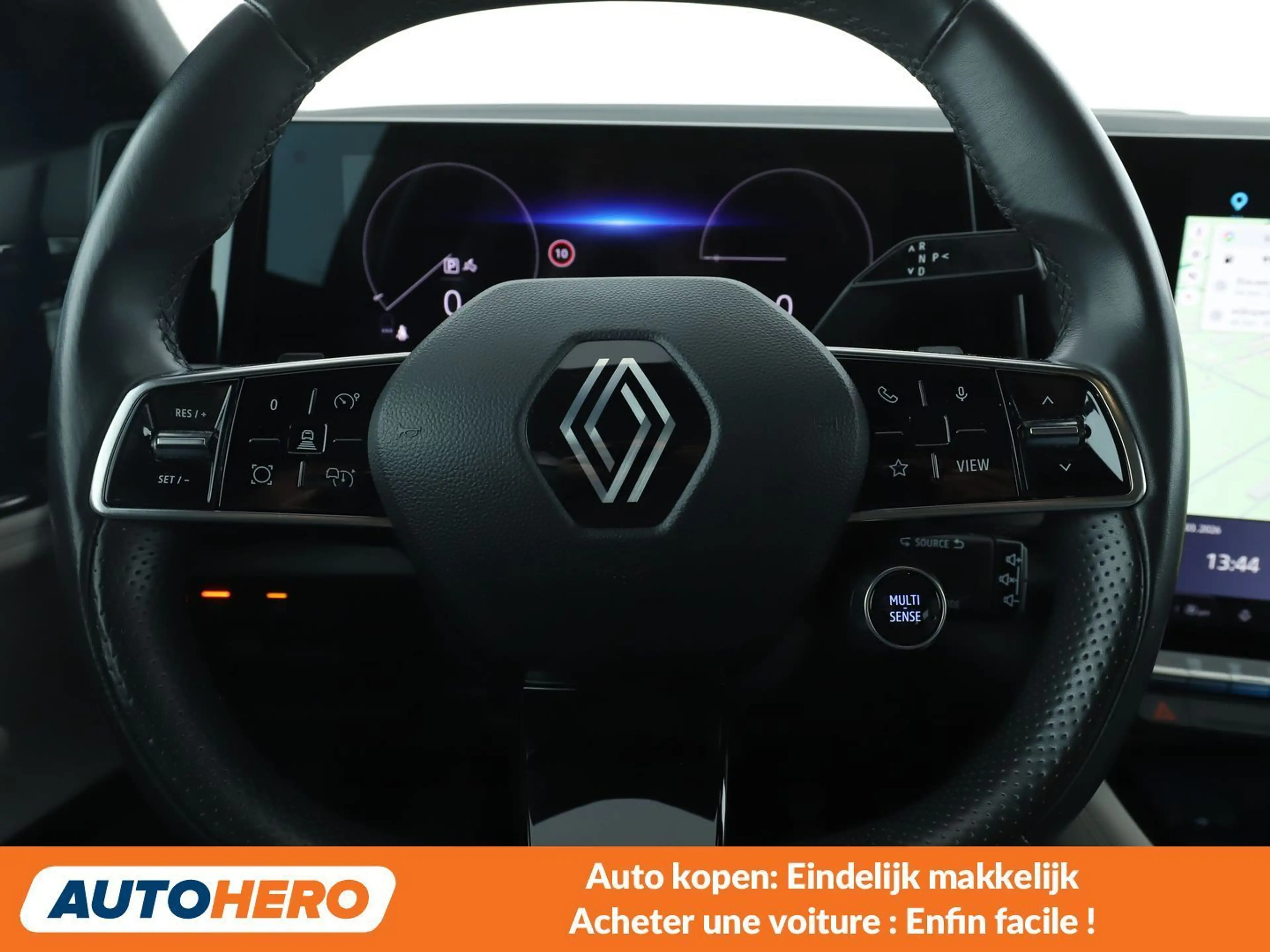 Renault Grand Espace 1.2 E-Tech Hybrid Iconic — photo 5