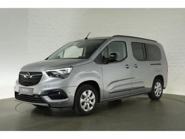 Opel Combo-e Life ULTIMATE XL 50kWh AT 7-SITZER+NAVI+RÜCKFAHRKAMERA+