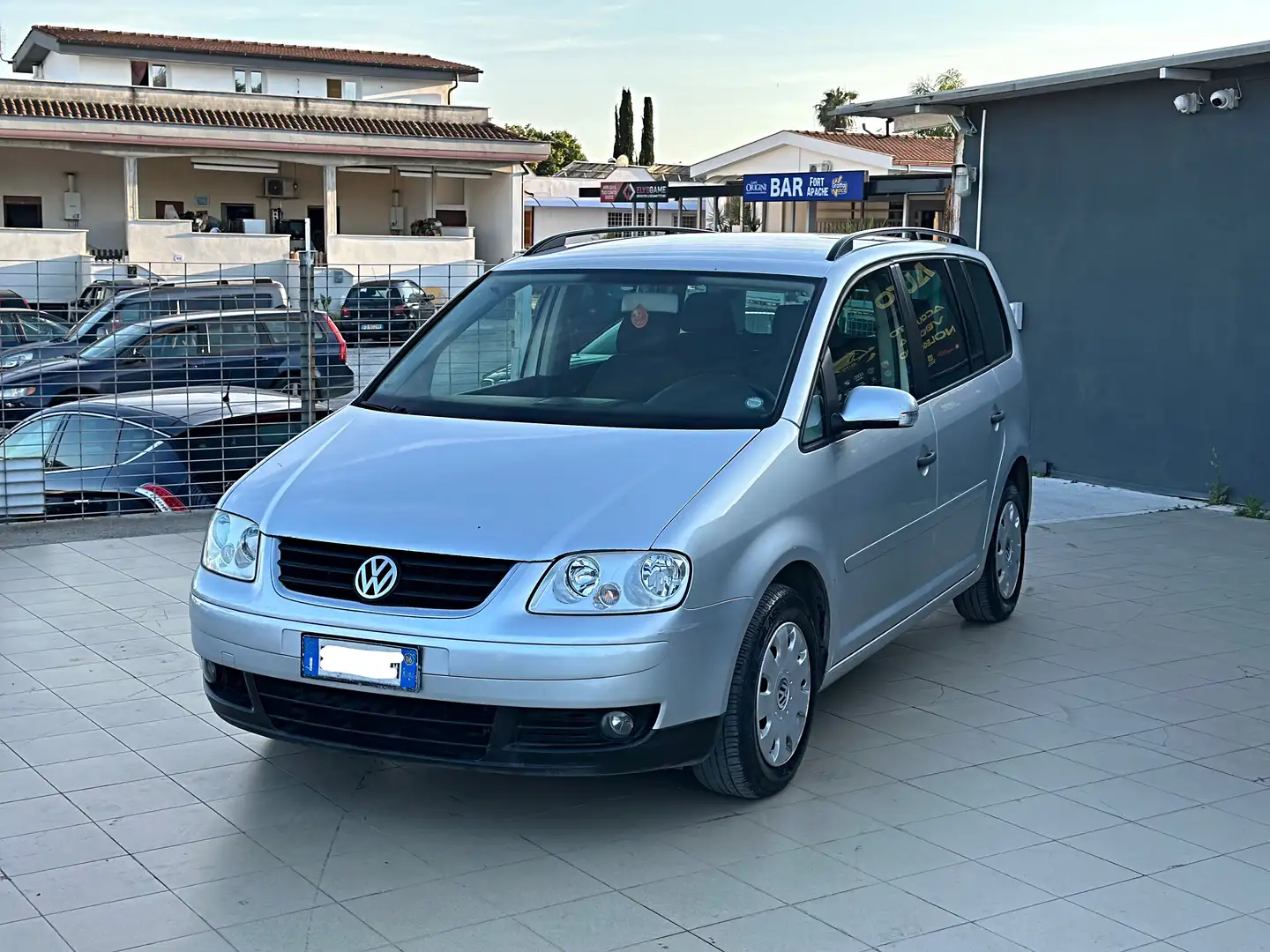 Volkswagen Touran 1.9 tdi Trendline 105cv  Garanzia 12 Mesi - 2