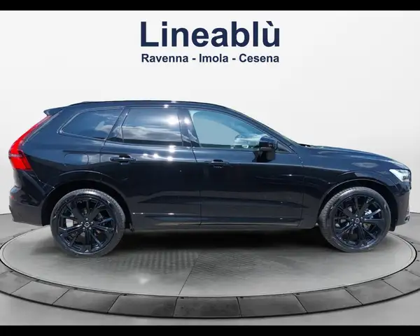 Volvo XC60 view 6
